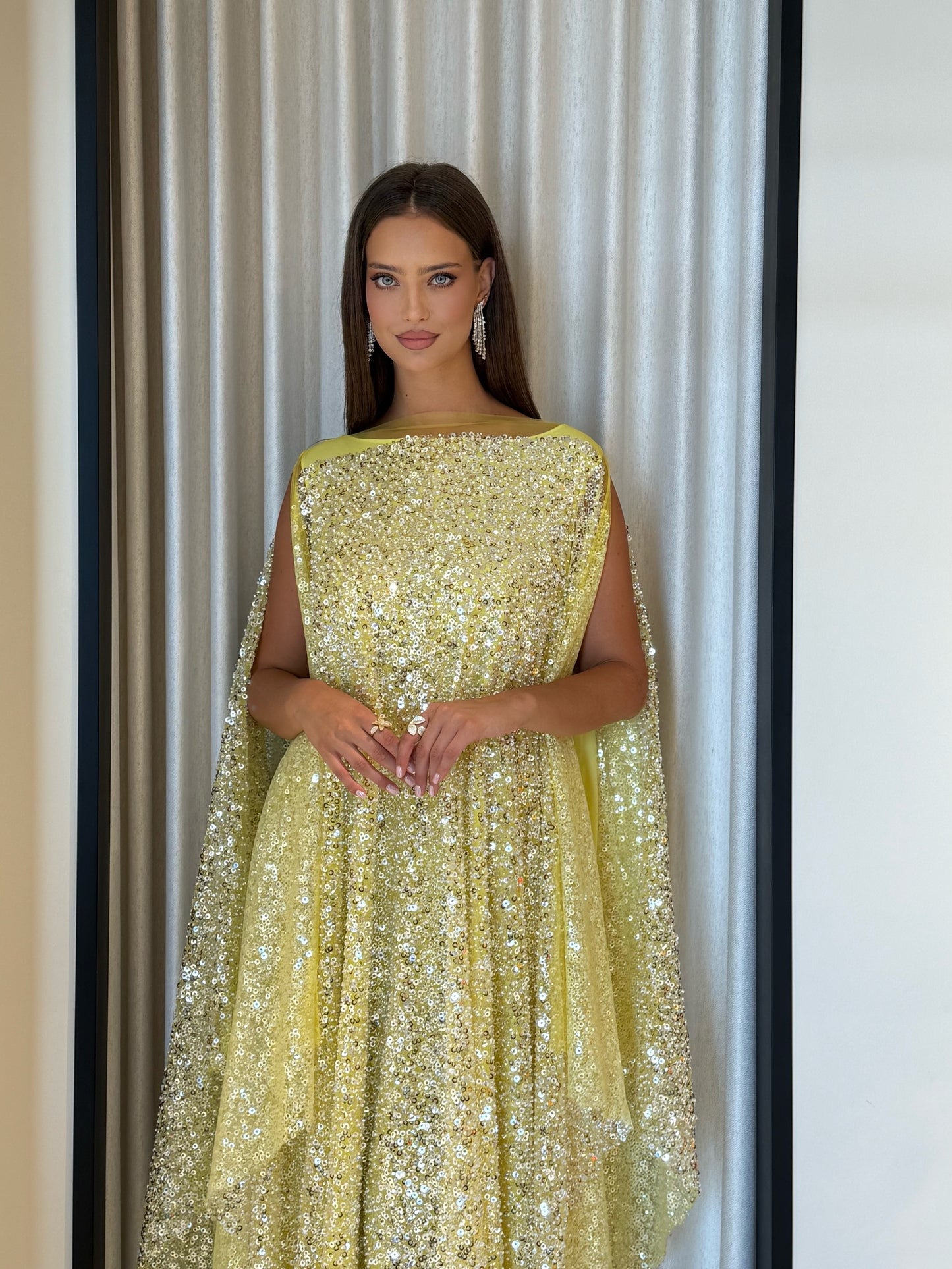Jelwa Yellow pearls x beads poncho