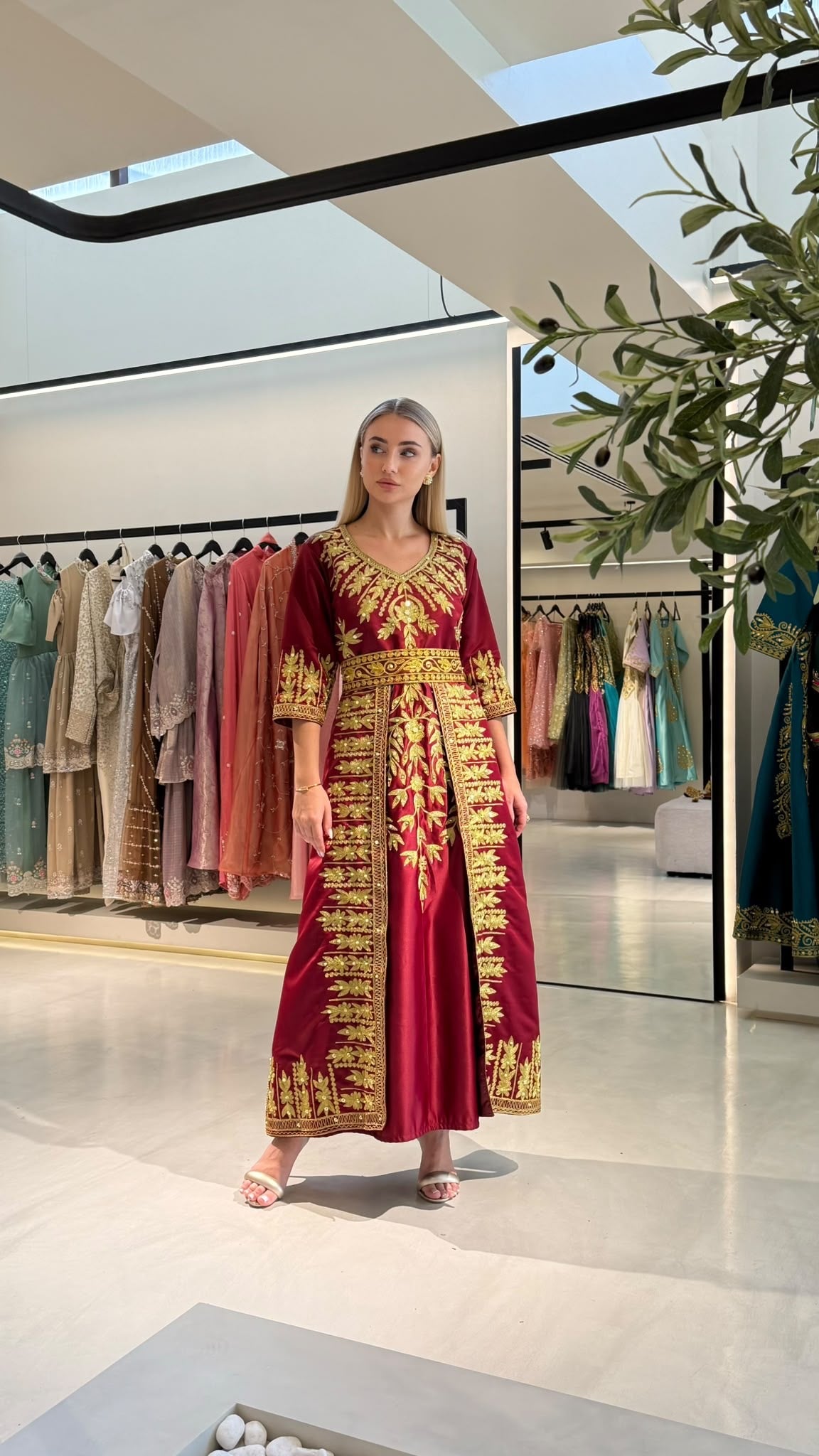Nashel Jelwa Bridal Dress- Red