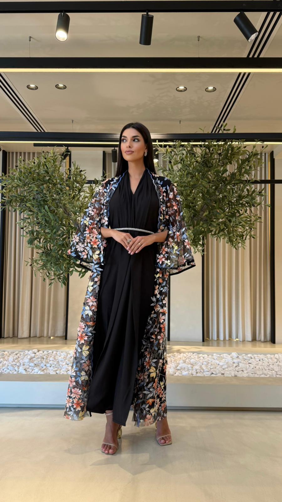 Floral Bisht Jelwa Kaftan