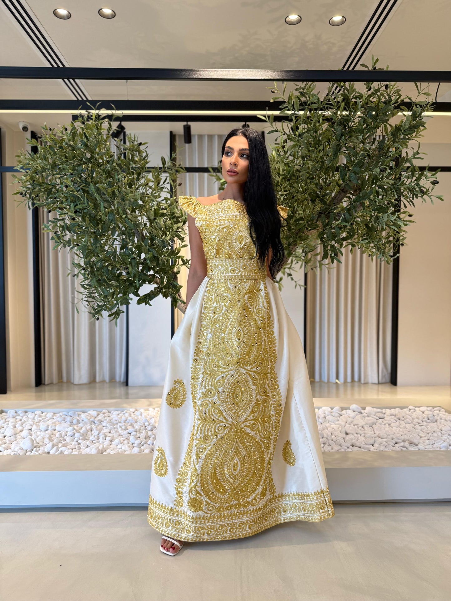 Jelwa Nashel Dress - white x gold