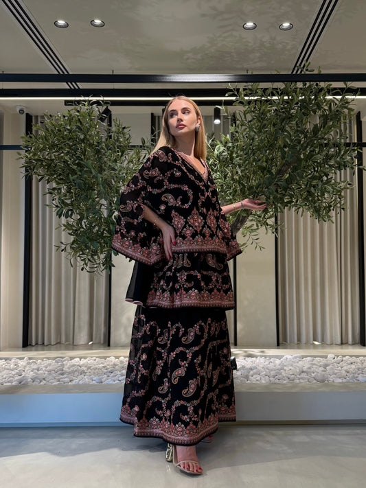 Triple layer Jelwa cape - Black