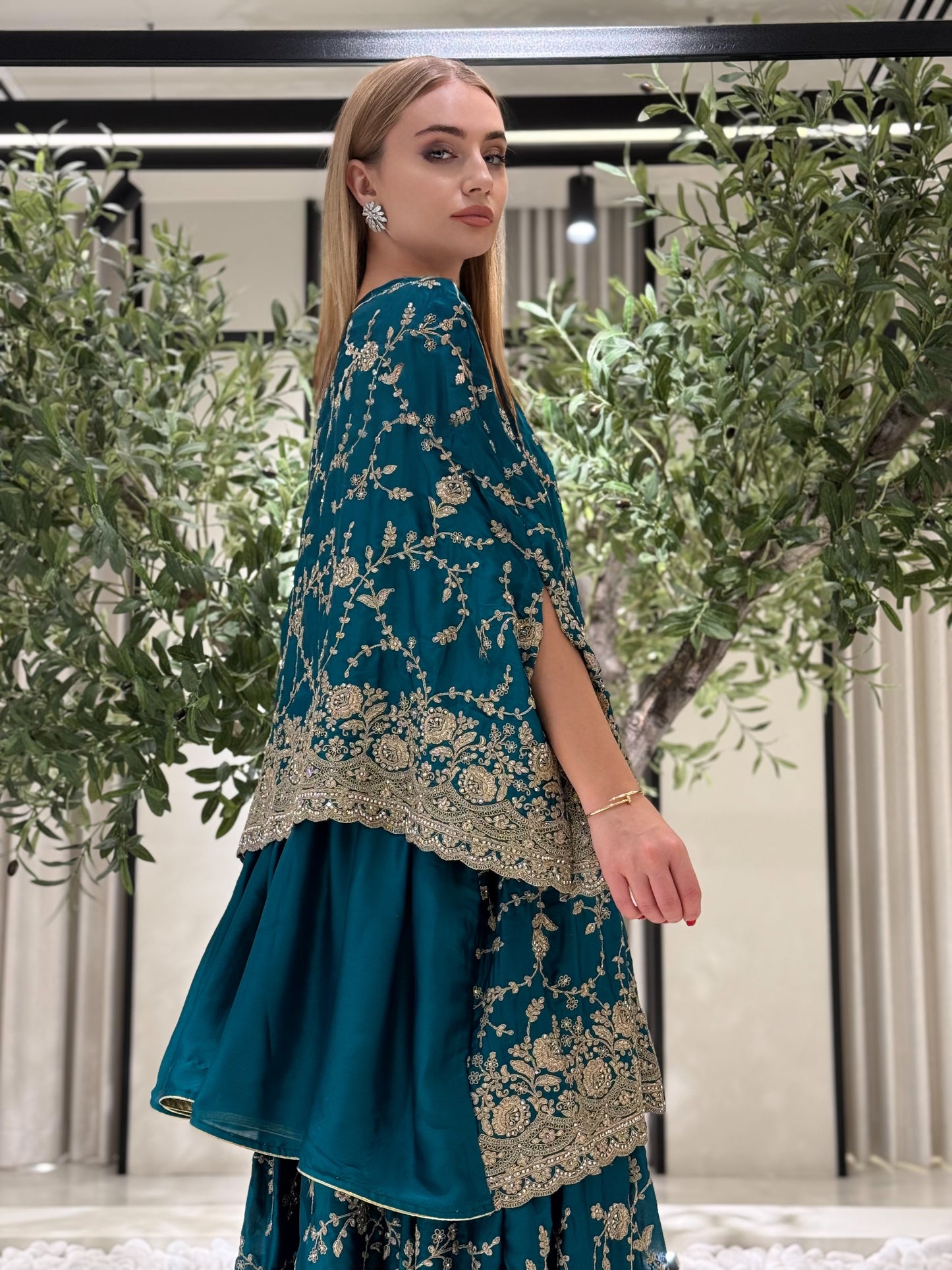 Triple layer Jelwa cape - Green