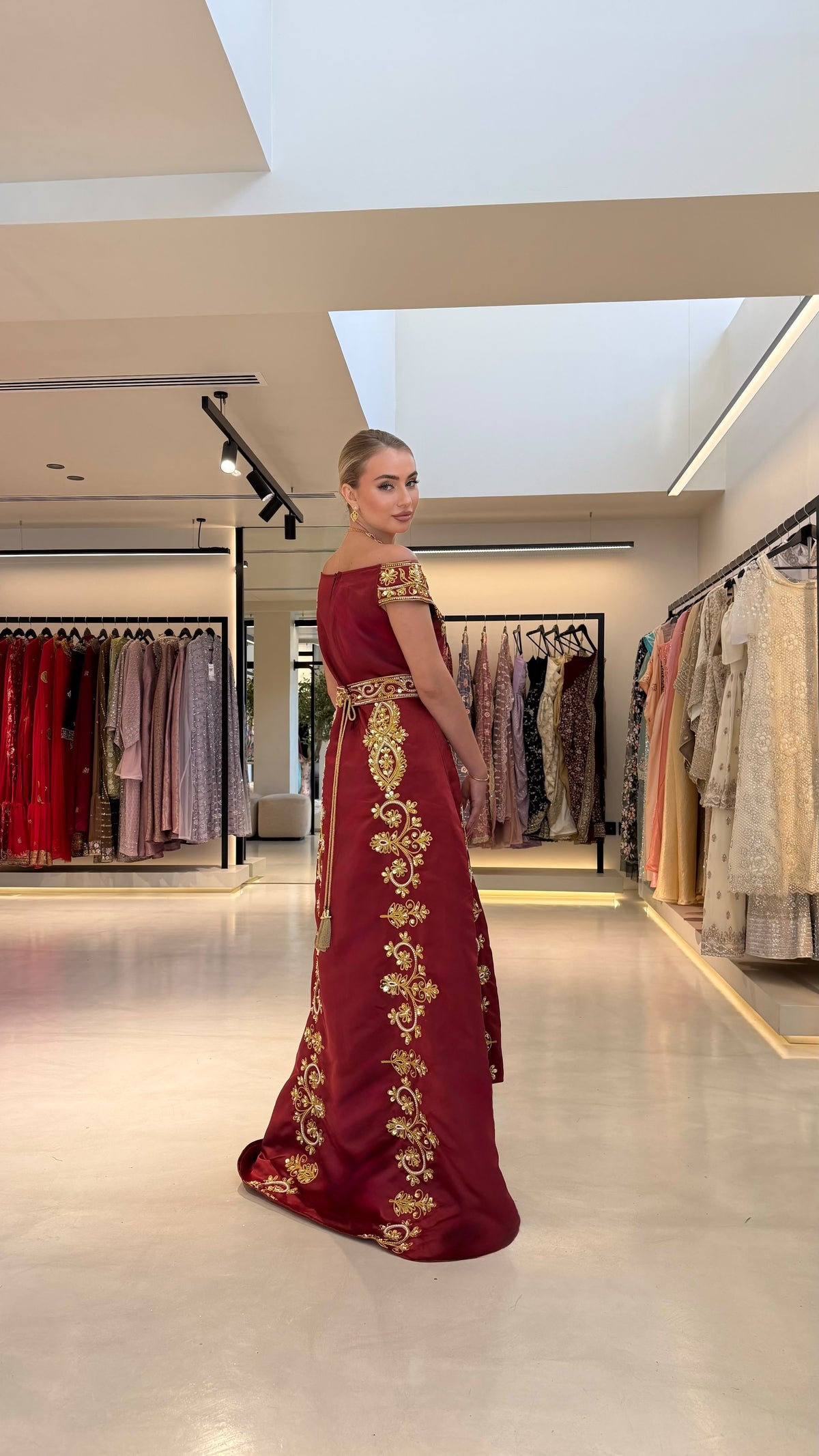 Nashel Jelwa Bridal Dress- Maroon