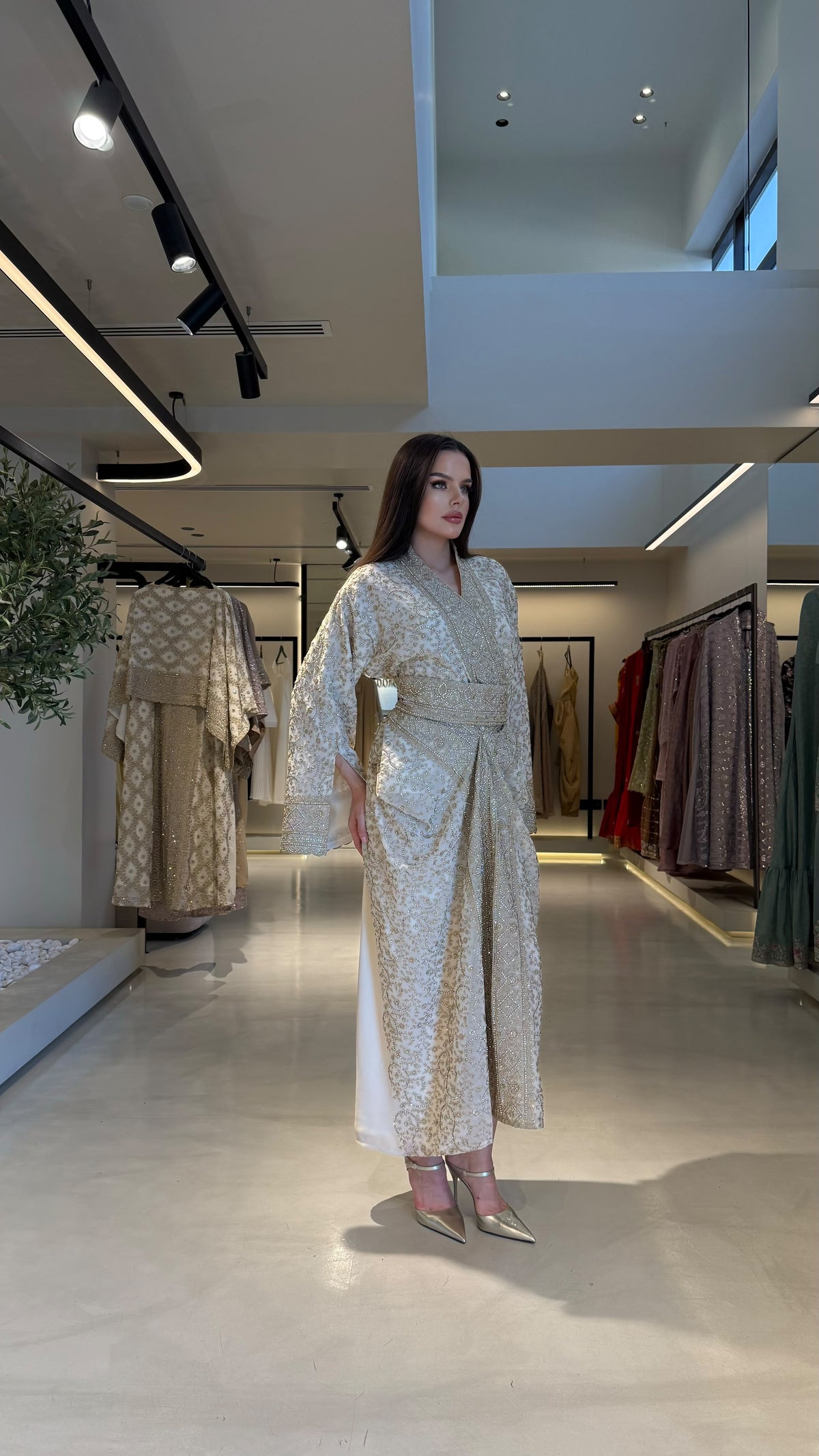 Draped long sleeves Jelwa Dress-Cream