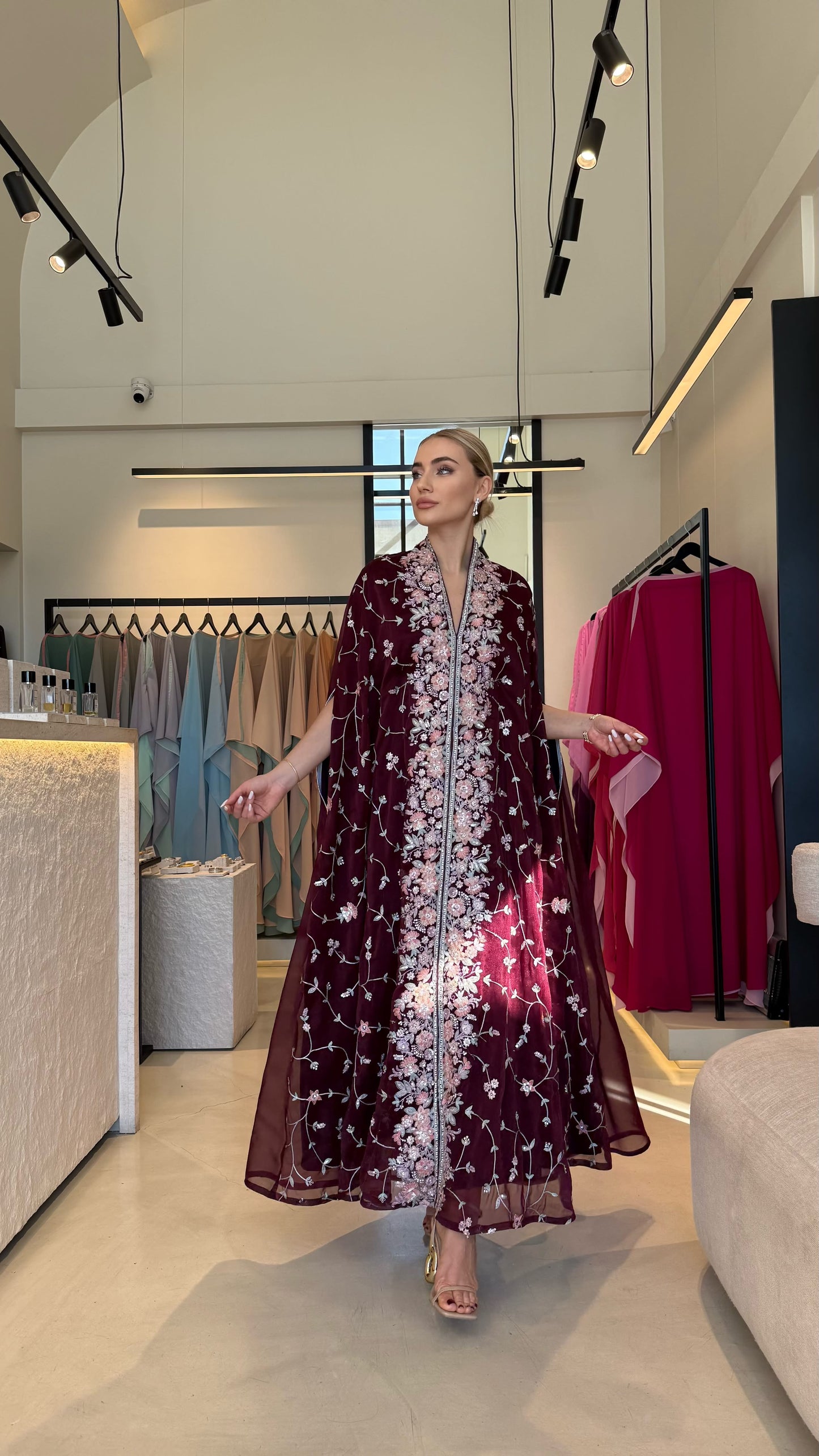 Cape Jelwa Kaftan -Maroon