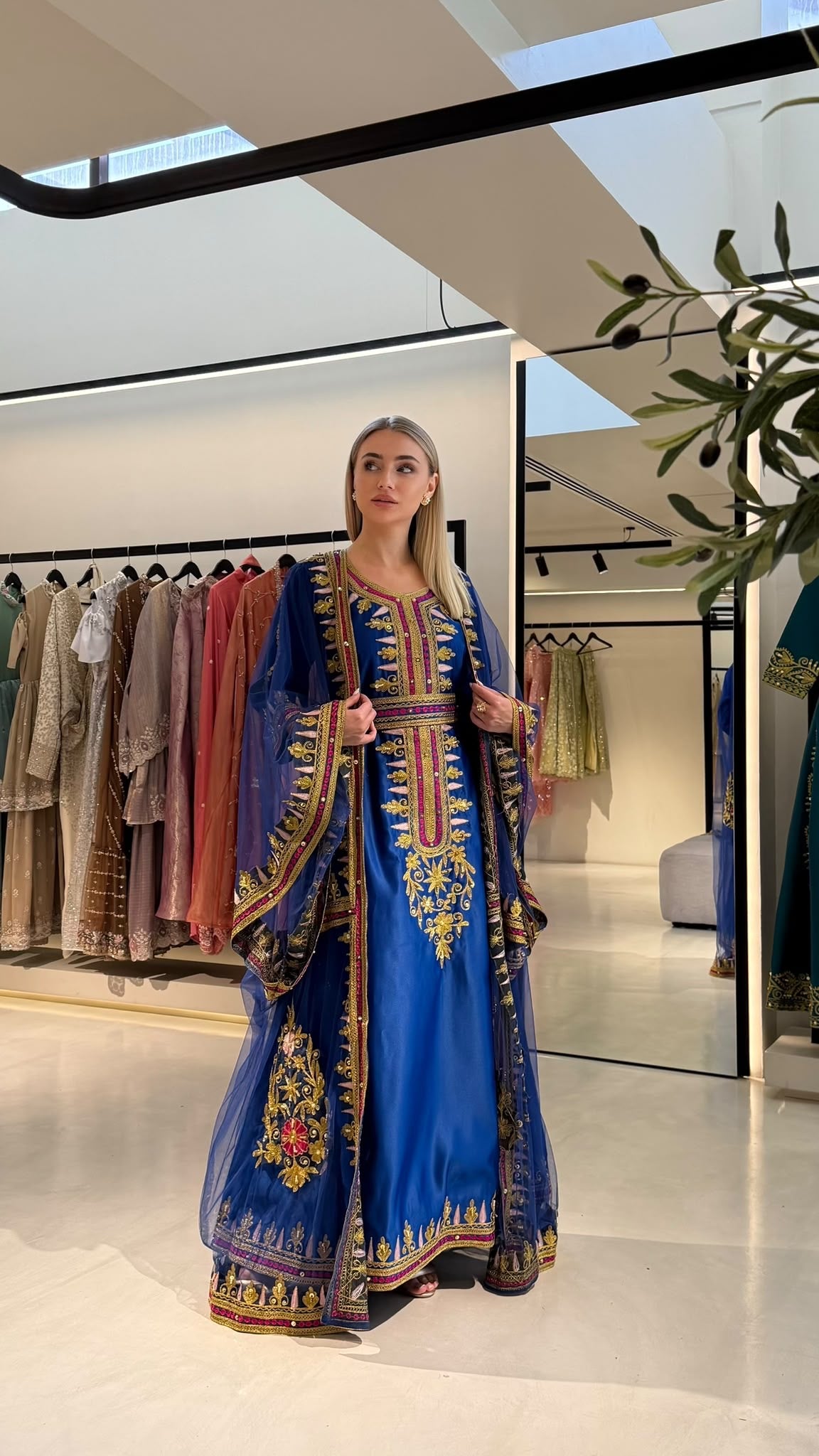 Nashel Jelwa Bridal Dress x Tulle Coverup - Royal Blue