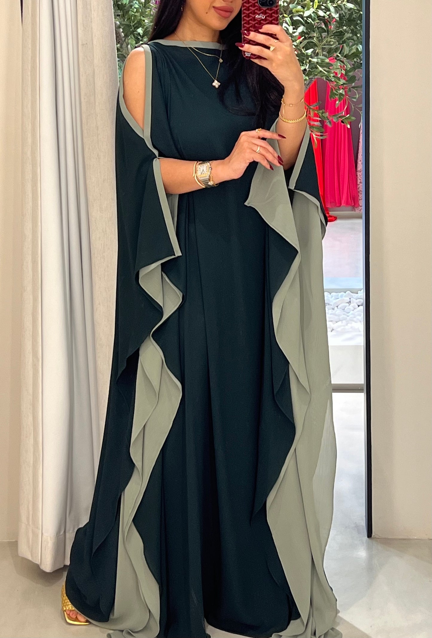 Forest green Flow• Open shoulders•