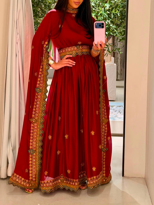 Long Cape sleeves Jelwa Kaftan -maroon
