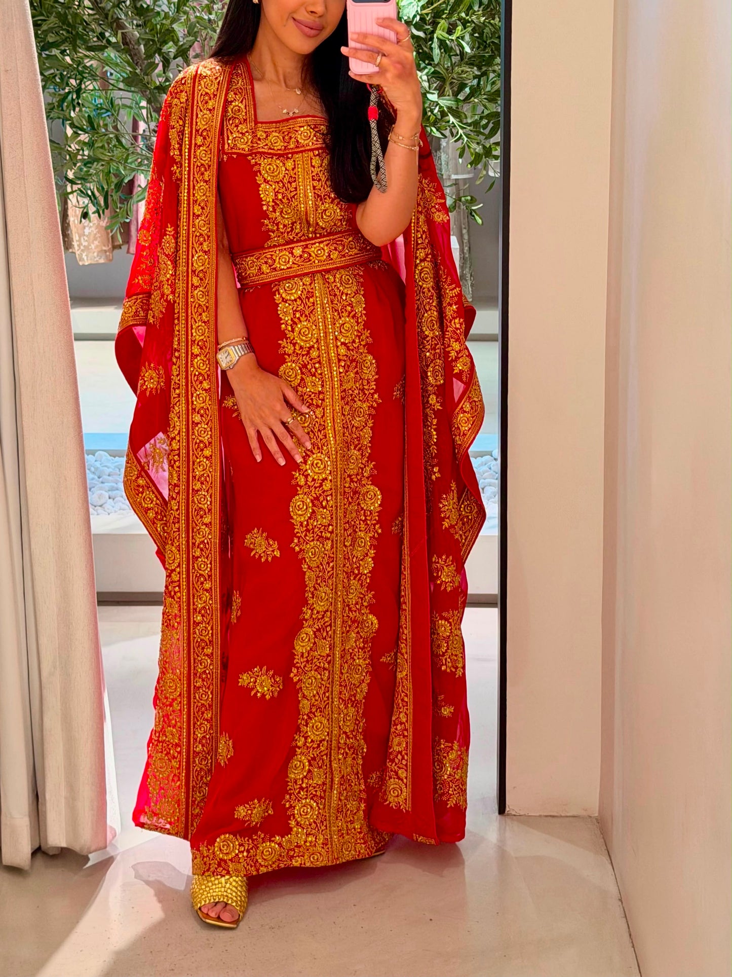 Wide Sleeves Jelwa Bisht - Red