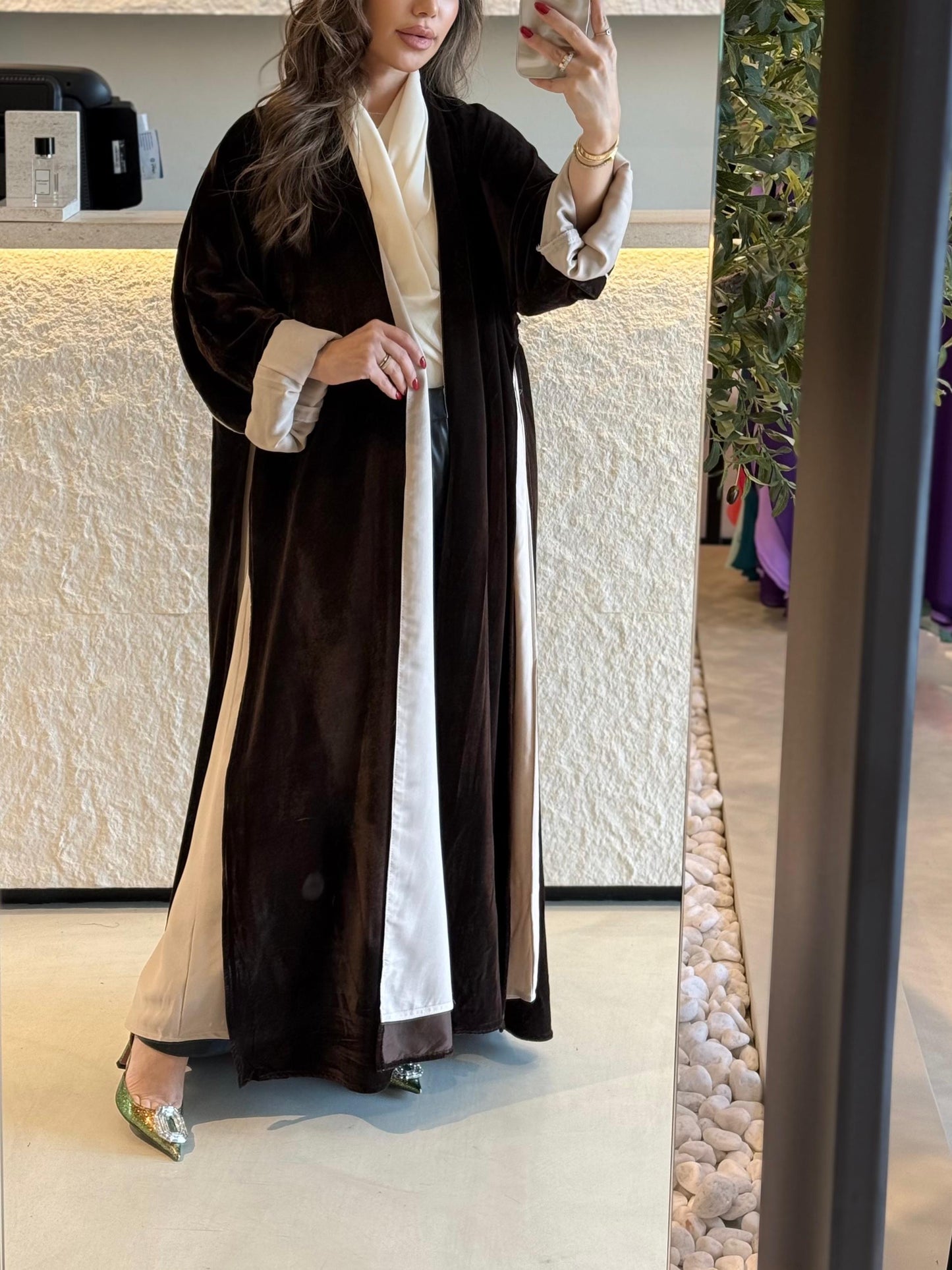 Winter velvet Abaya- Brown x cream