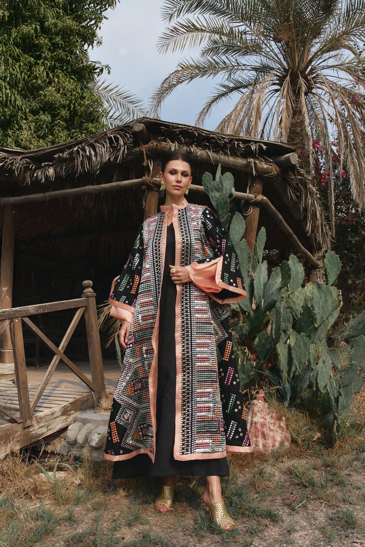 لميس- Black x Peach