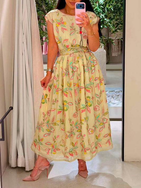 Floral Jelwa Dress- beige x pink