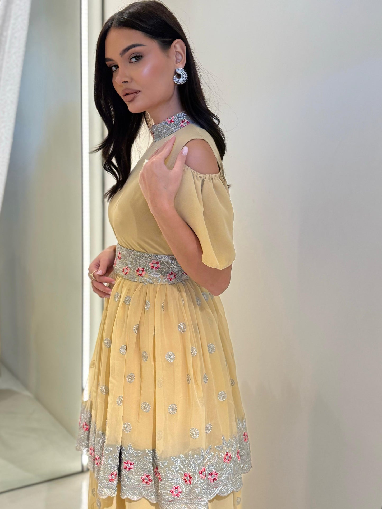 Off shoulders/ Double Layers Jelwa Dress- Butter Yellow