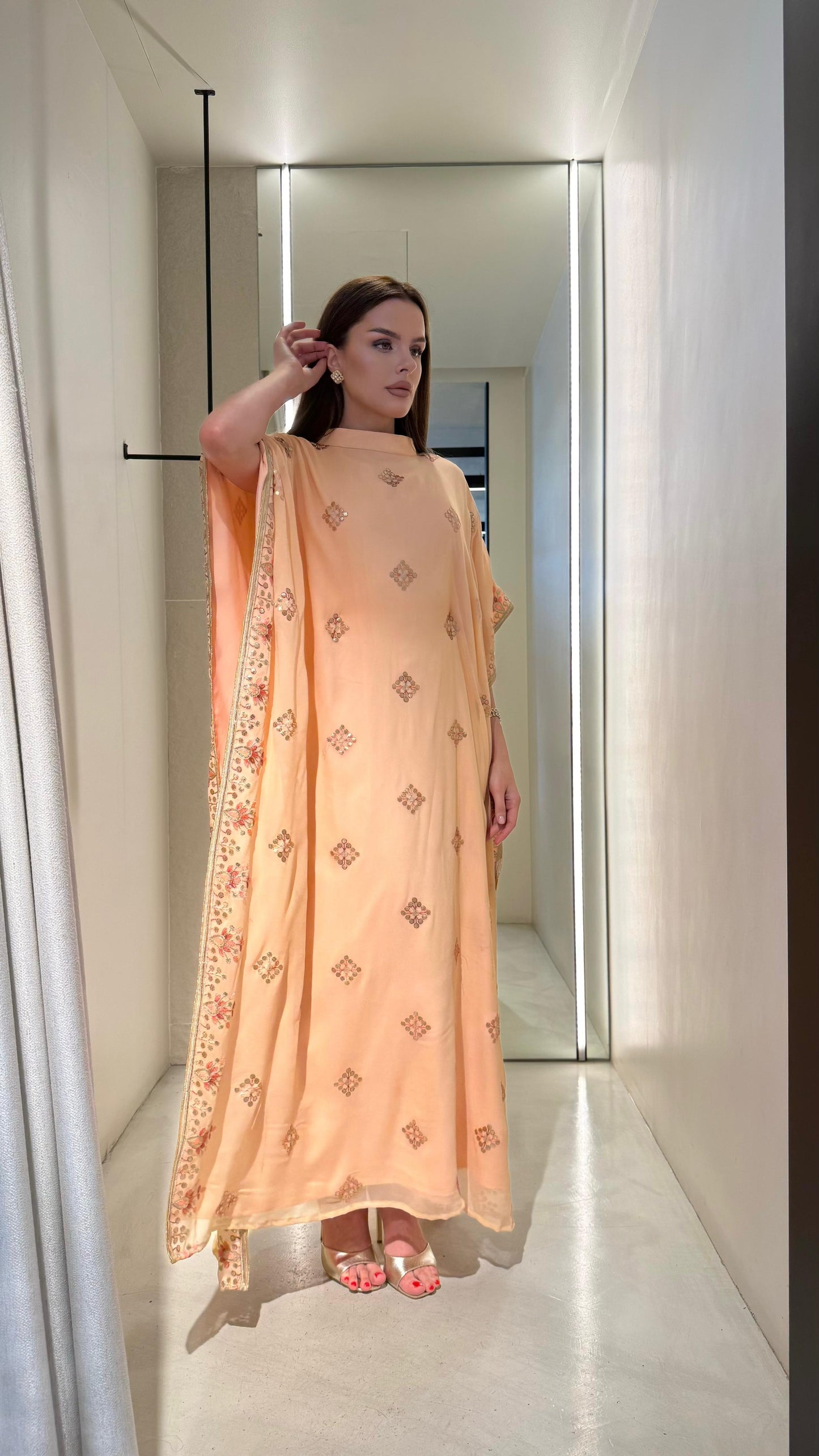 Flowy Jelwa Kaftan- Peach
