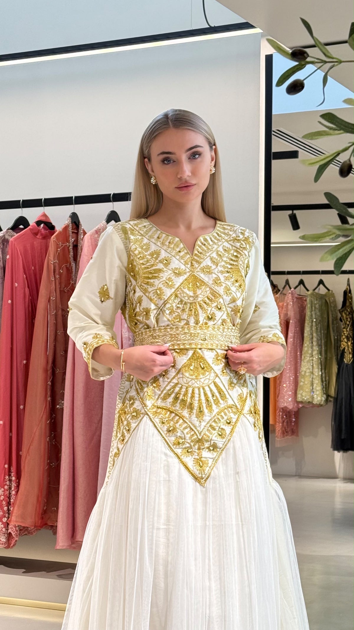 Nashel Jelwa Geometrical Dress X Tulle- White