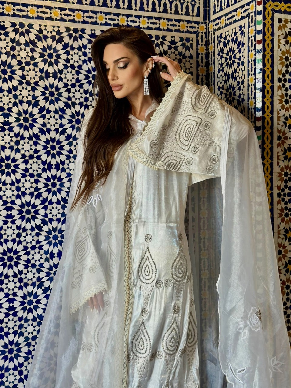 Morrocan Kaftan- white x Gold