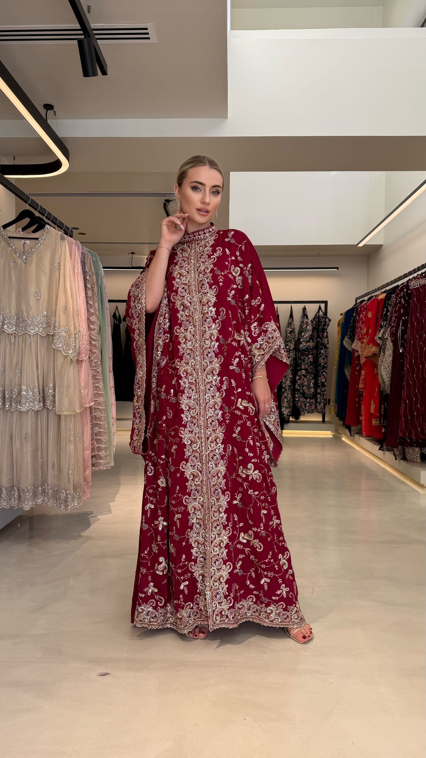 Wide Sleeves Jelwa Kaftan -Rich Red