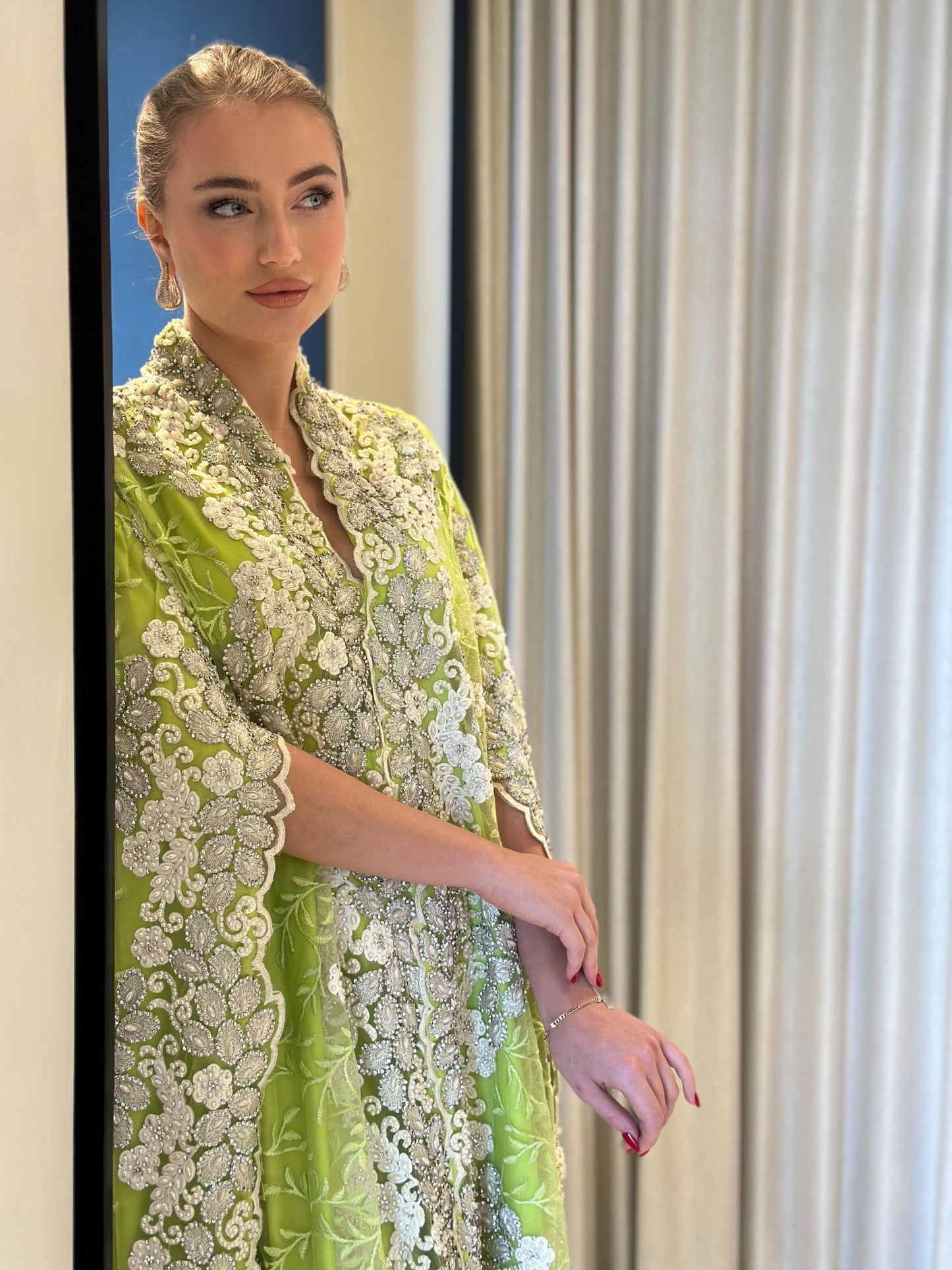 Jelwa Cape Kaftan - lime green