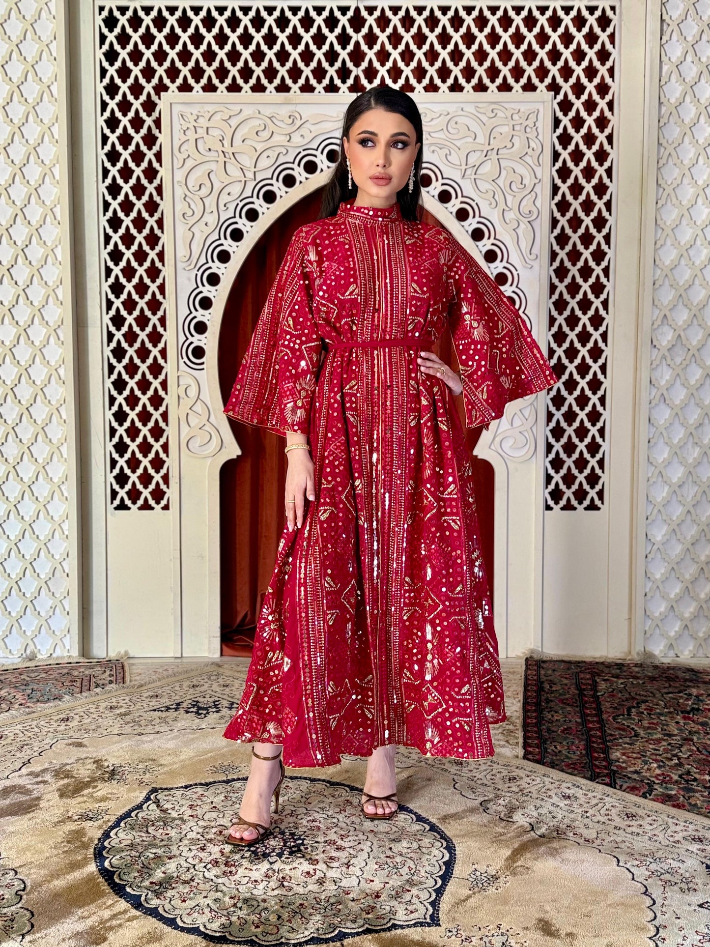 الجازي- Reddish Pink