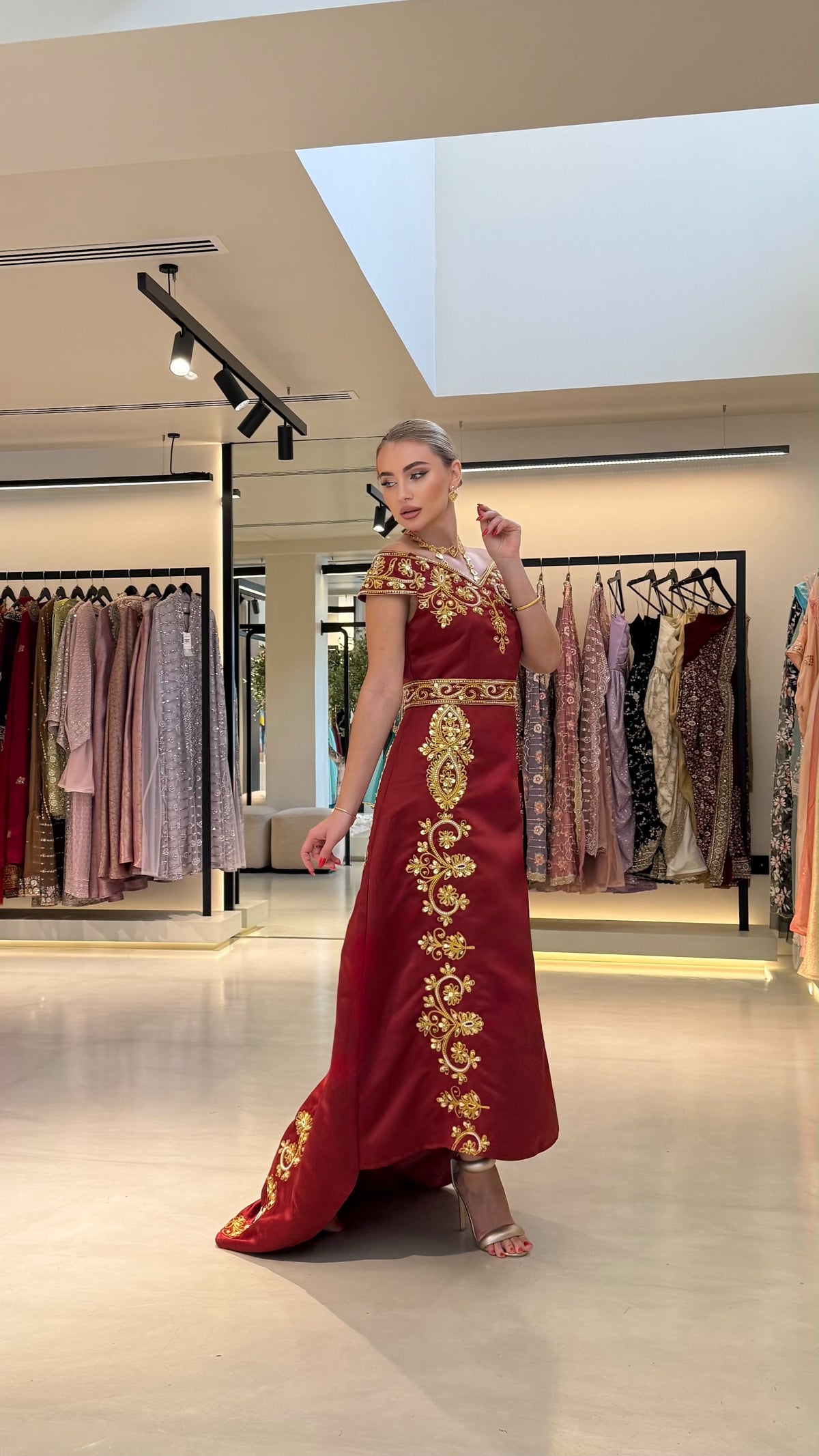 Nashel Jelwa Bridal Dress- Maroon