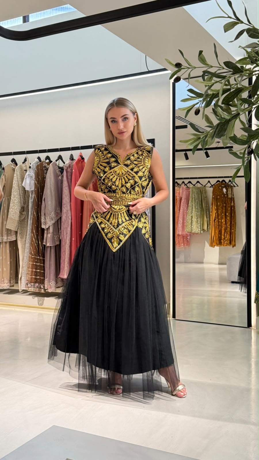 Nashel Jelwa Geometrical Dress X Tulle- Black