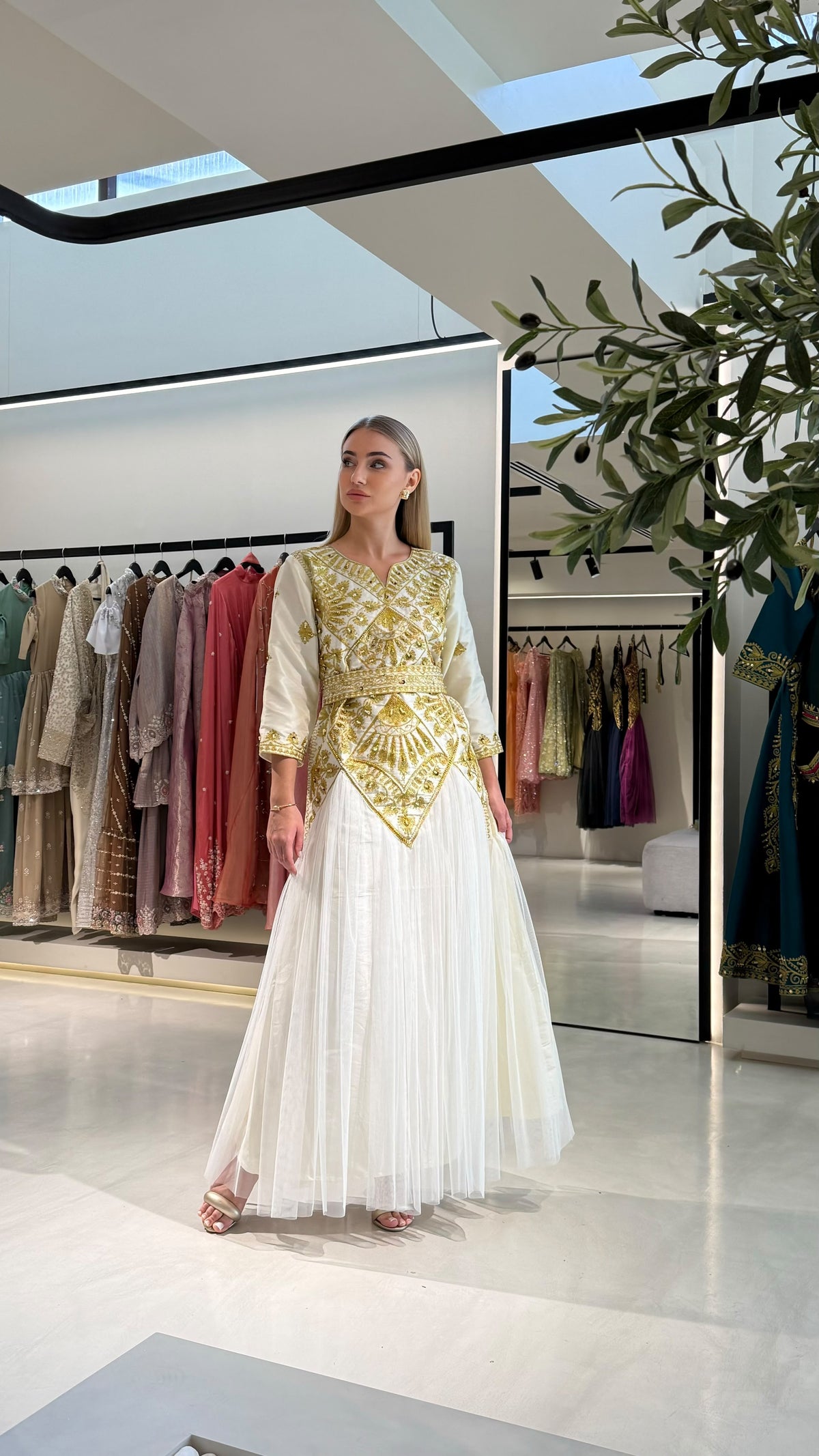 Nashel Jelwa Geometrical Dress X Tulle- White