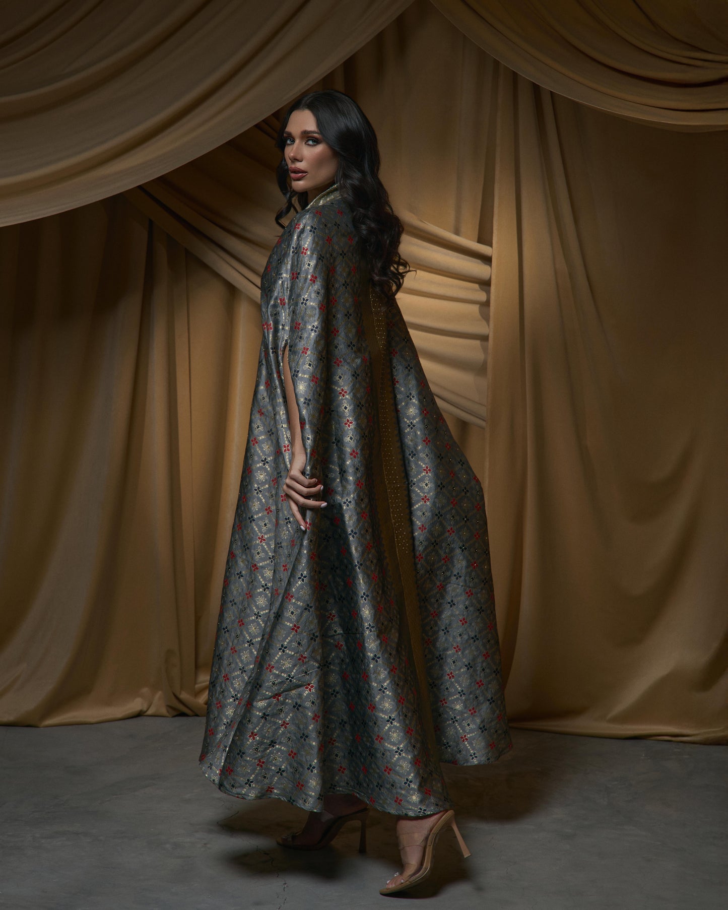 Cape Brocade Dress - Grey x Gold