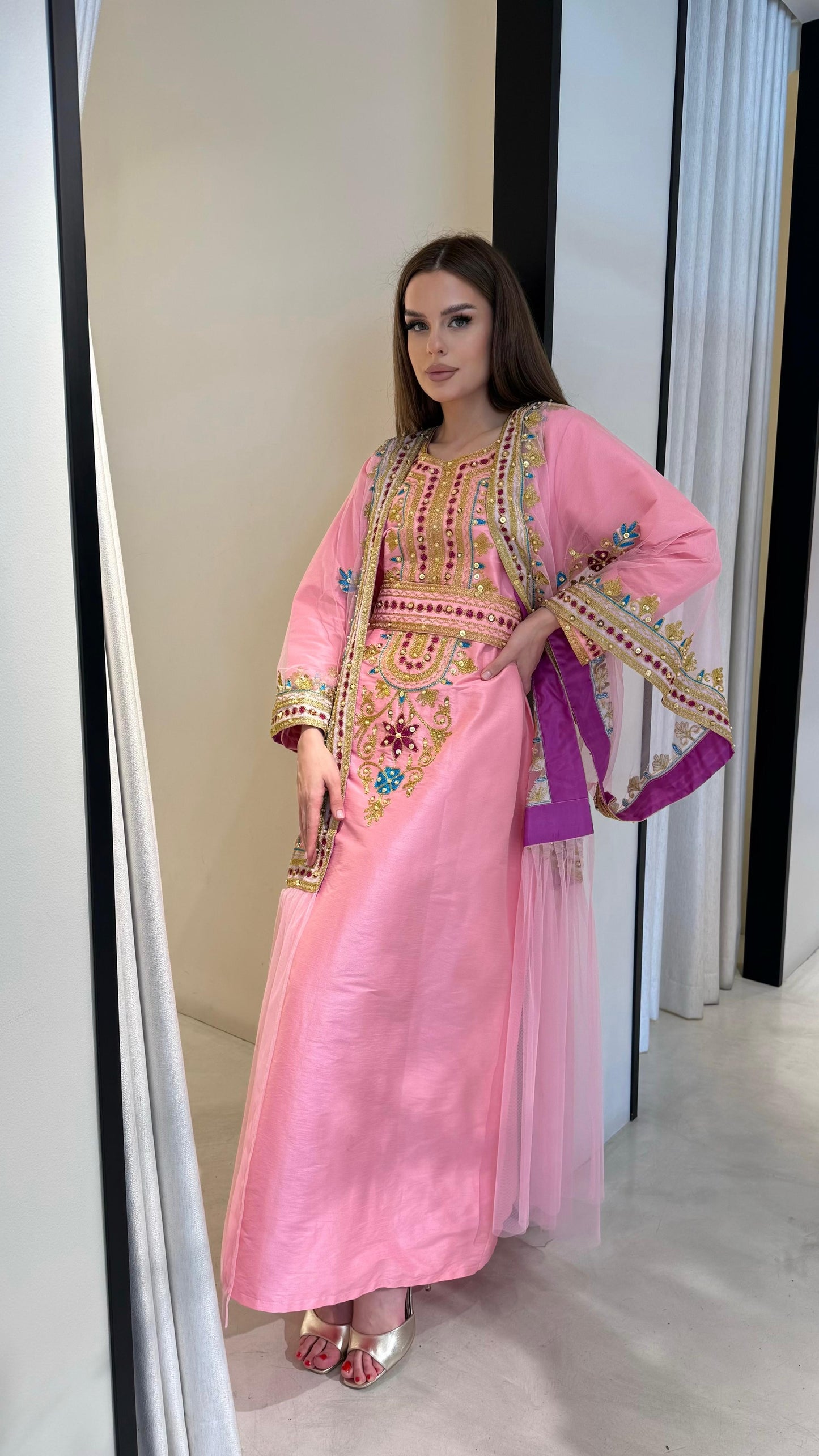 Nashel Dress/ Bisht Jelwa Set -Pink