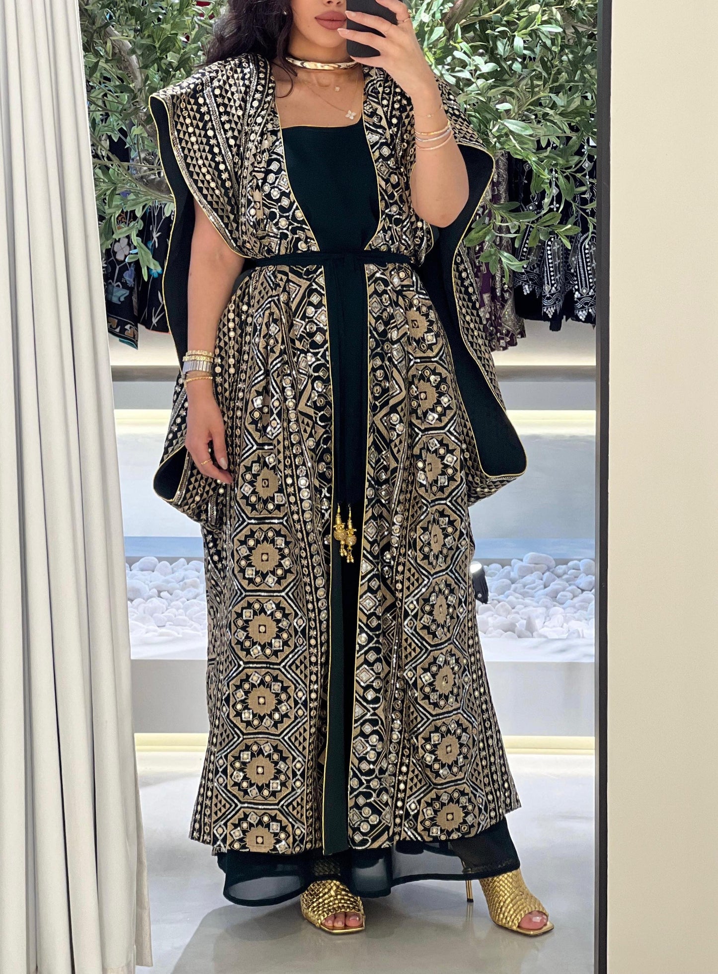 Wide sleeve two-piece kaftan/bisht - Green