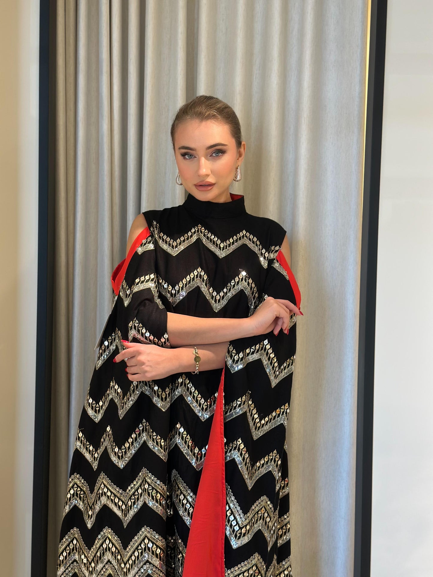 Jelwa Zigzag Black Kaftan/Dress