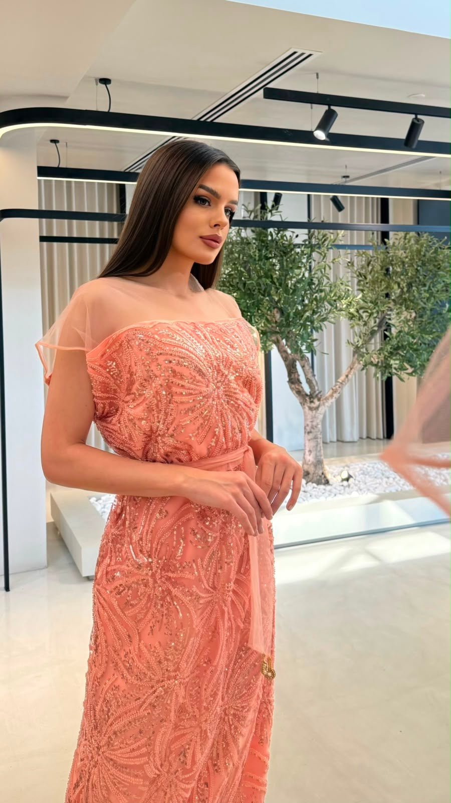 Straight cut Jelwa Kaftan-Peach