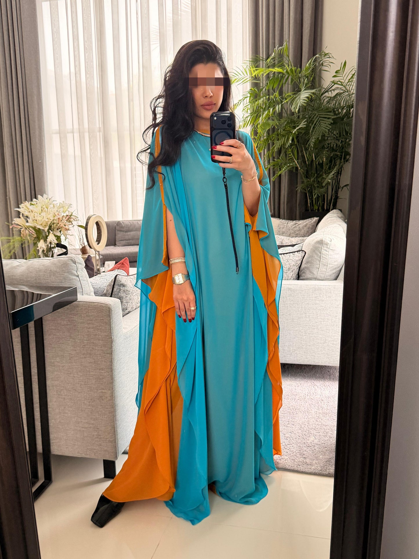 Blue x orange Flow• closed shoulders•