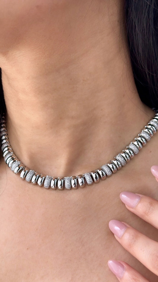 silver lines necklace