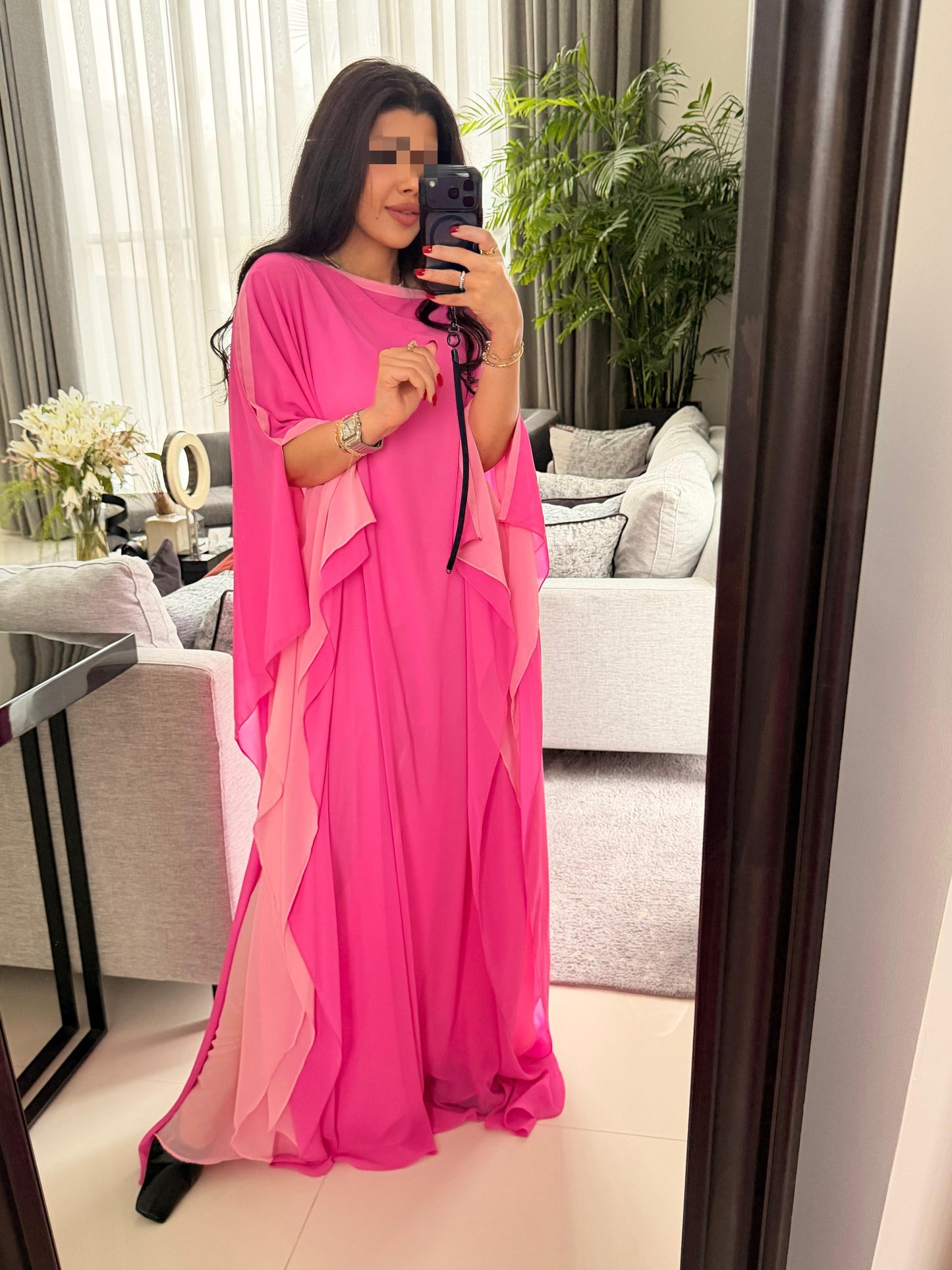 Barbie Flow• closed shoulders•