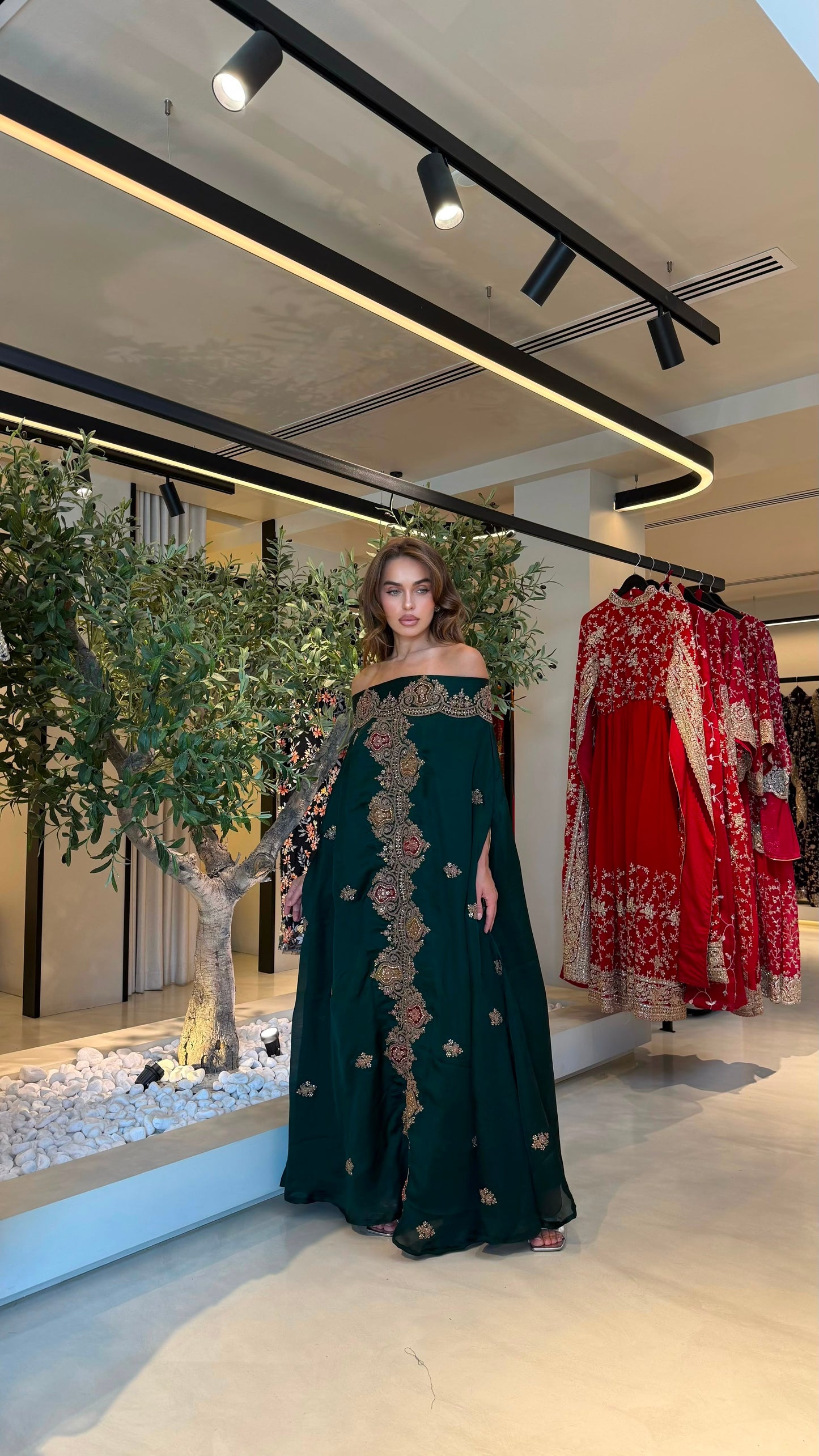 Offshoulders Cape Jelwa Kaftan -Dark Green