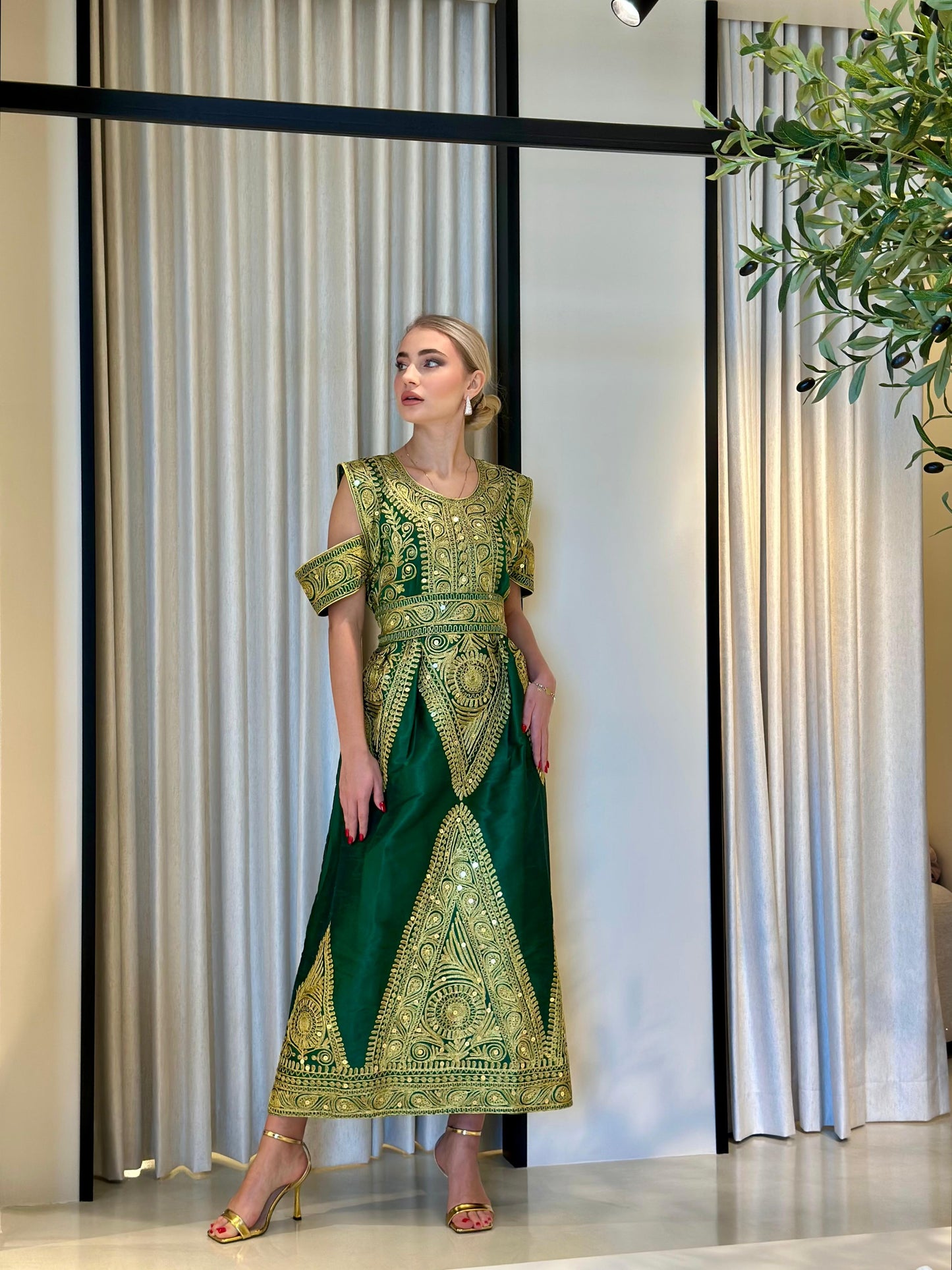 Bahraini Traditional Bridal Dress- Green