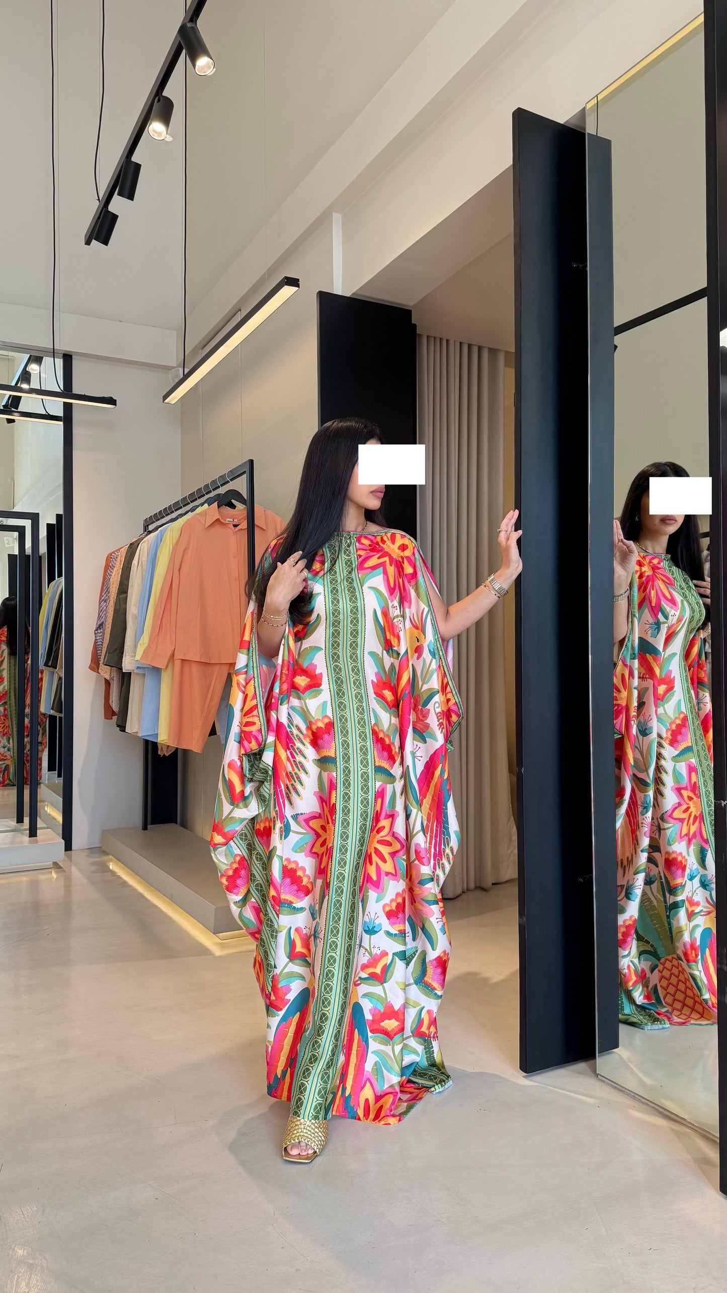 Summer floral kaftan  - Floral Drapes