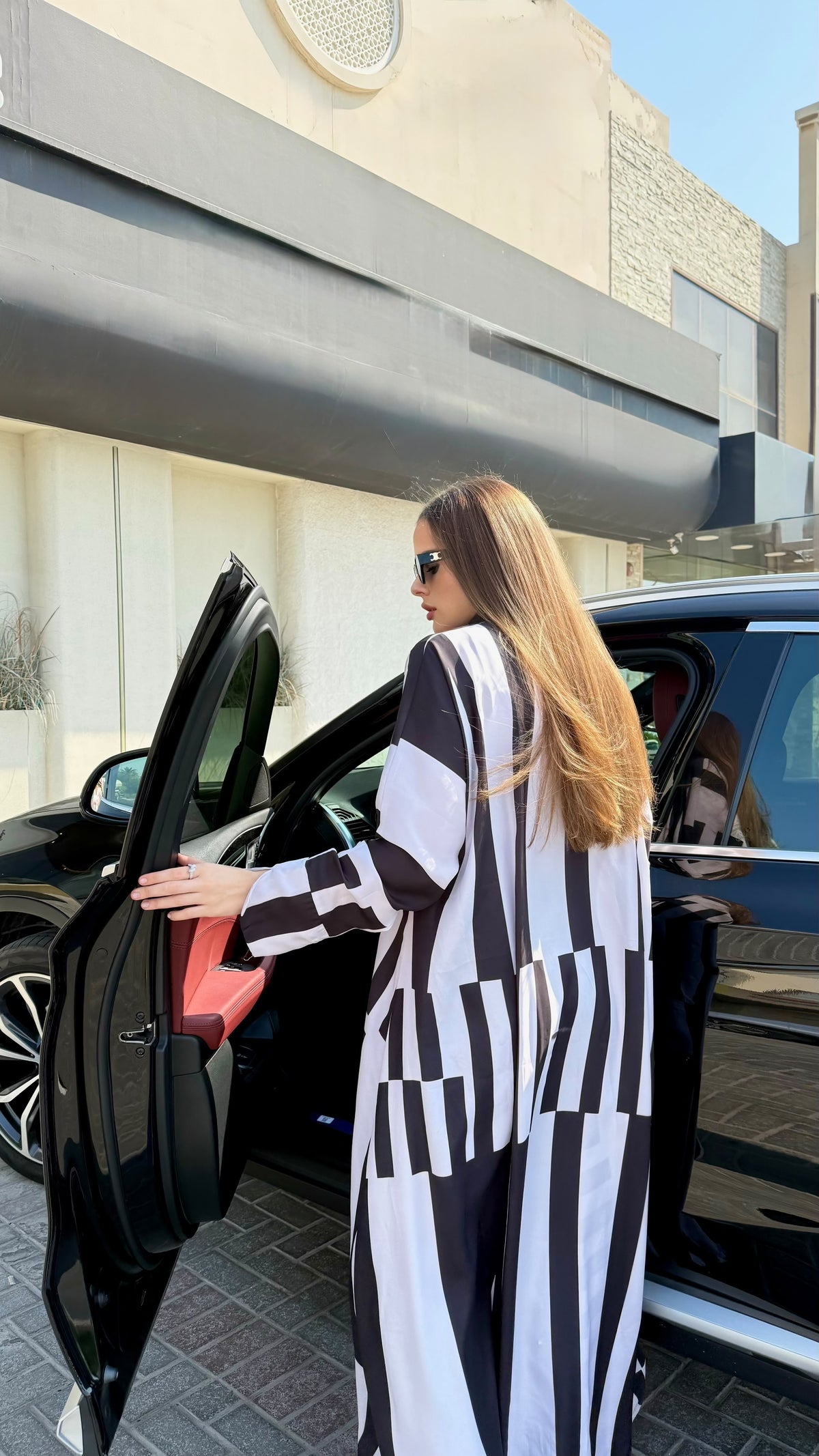 Whimsical Abaya - Bold Stripes