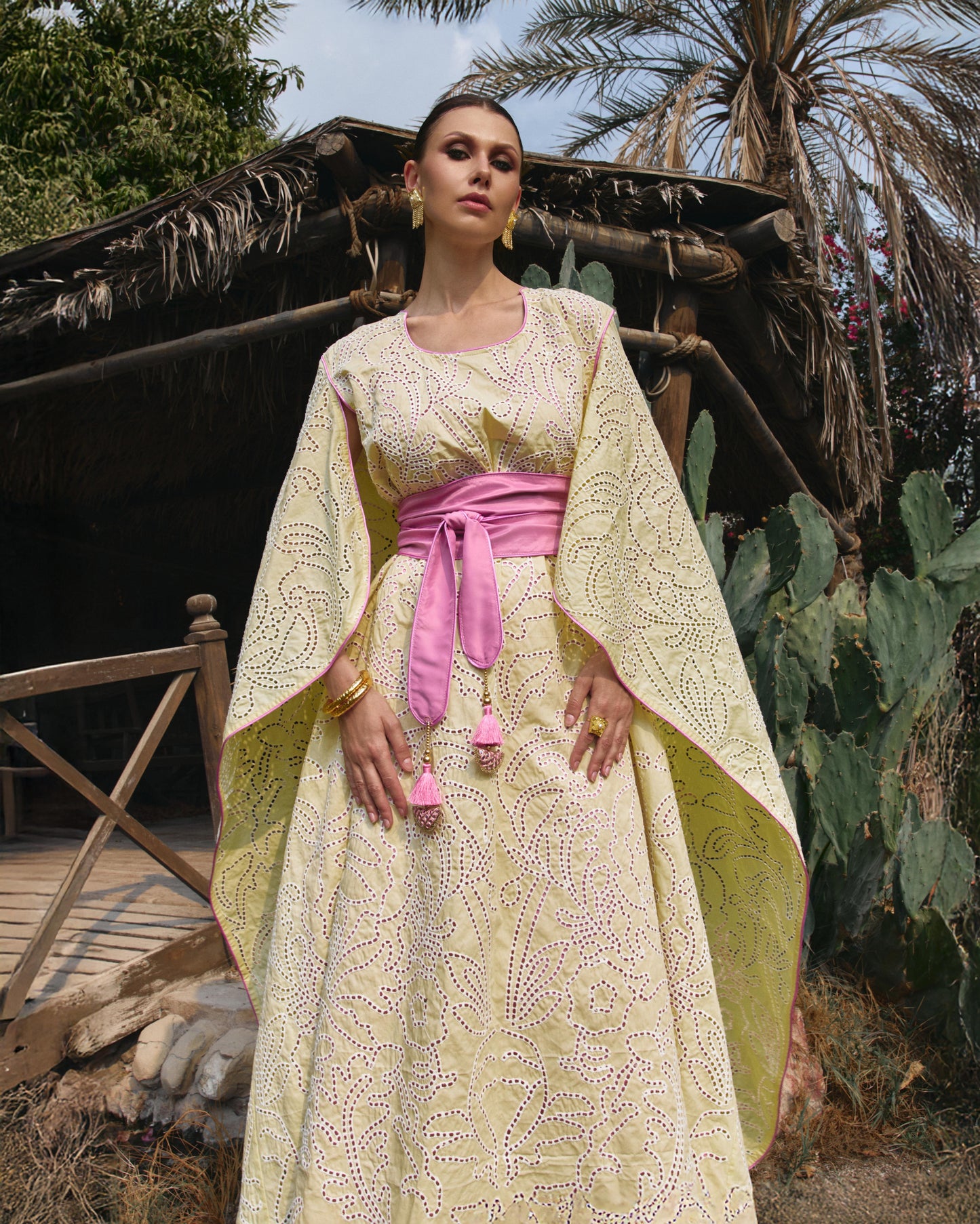 غالية- Butter Yellow