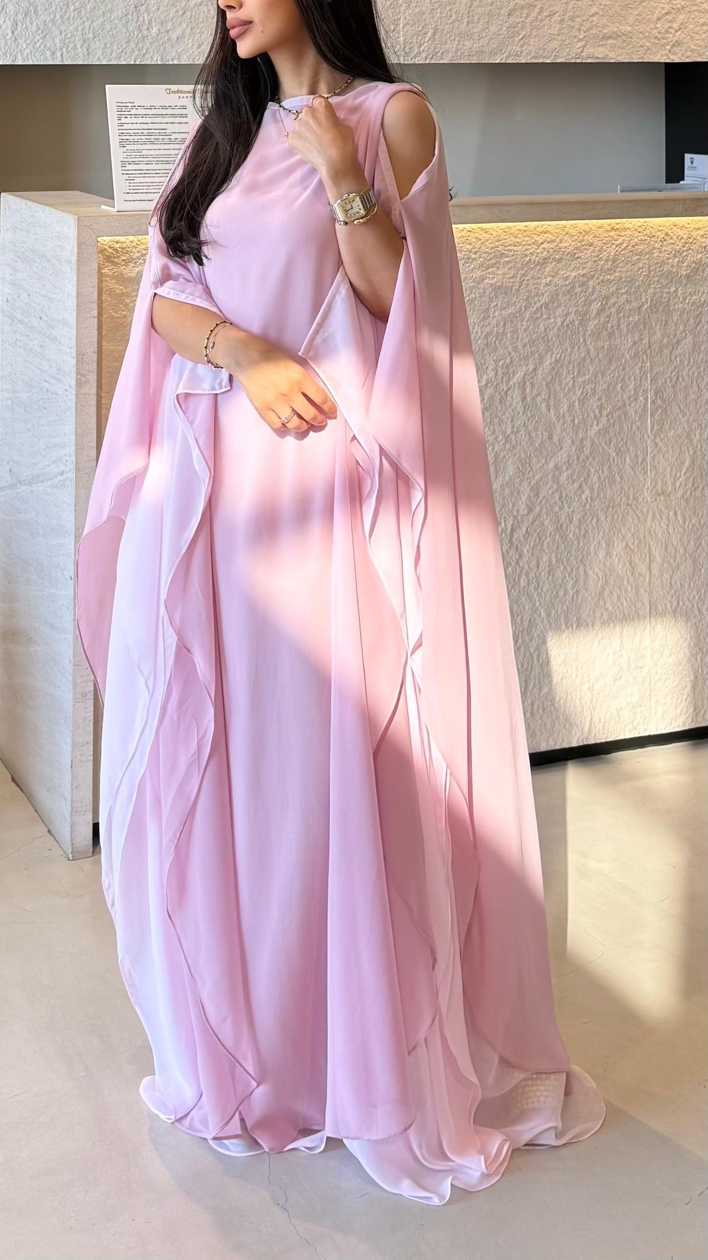 Flow Pinky Bubblgum - open shoulders