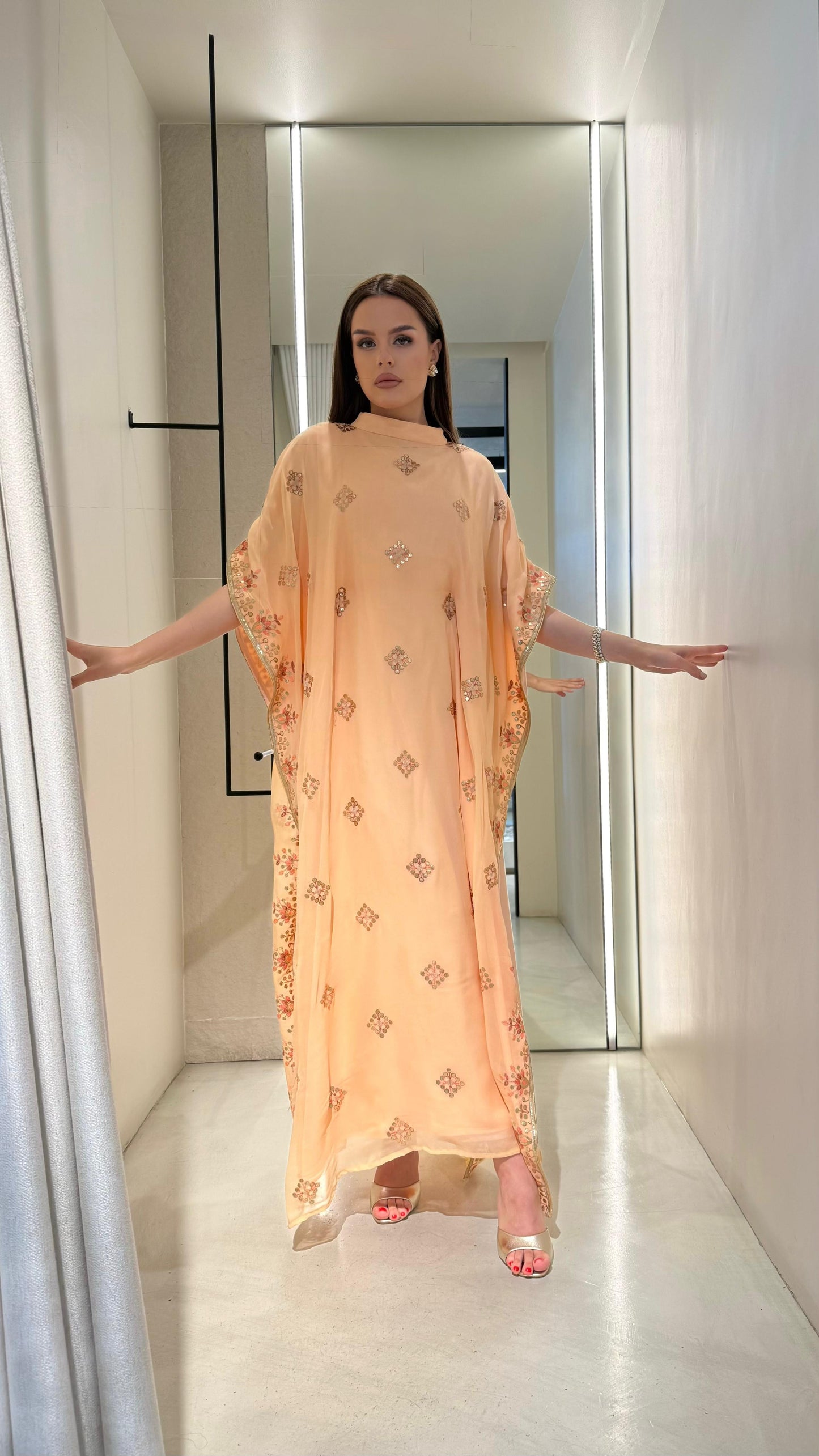 Flowy Jelwa Kaftan- Peach