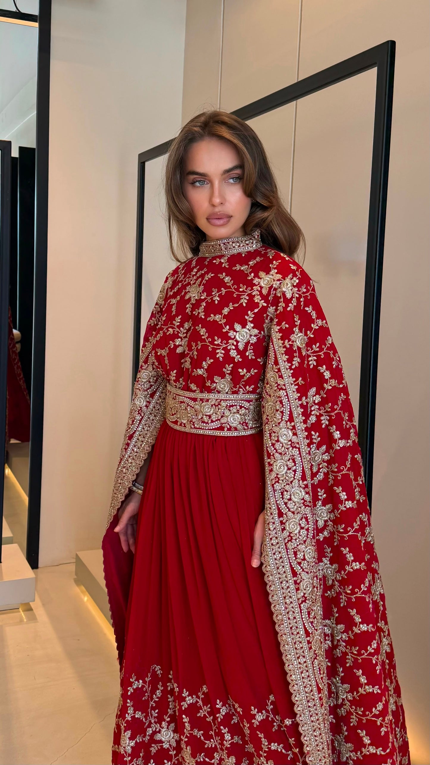 Long Cape sleeves Jelwa Kaftan - Red