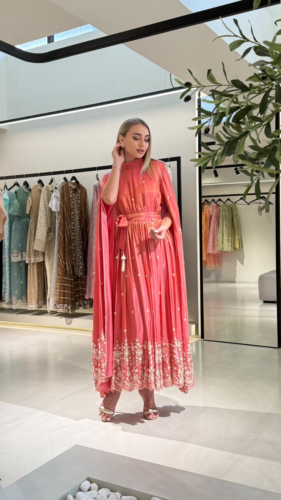 Cape Long sleeves Jelwa kaftan - Coral embellishments