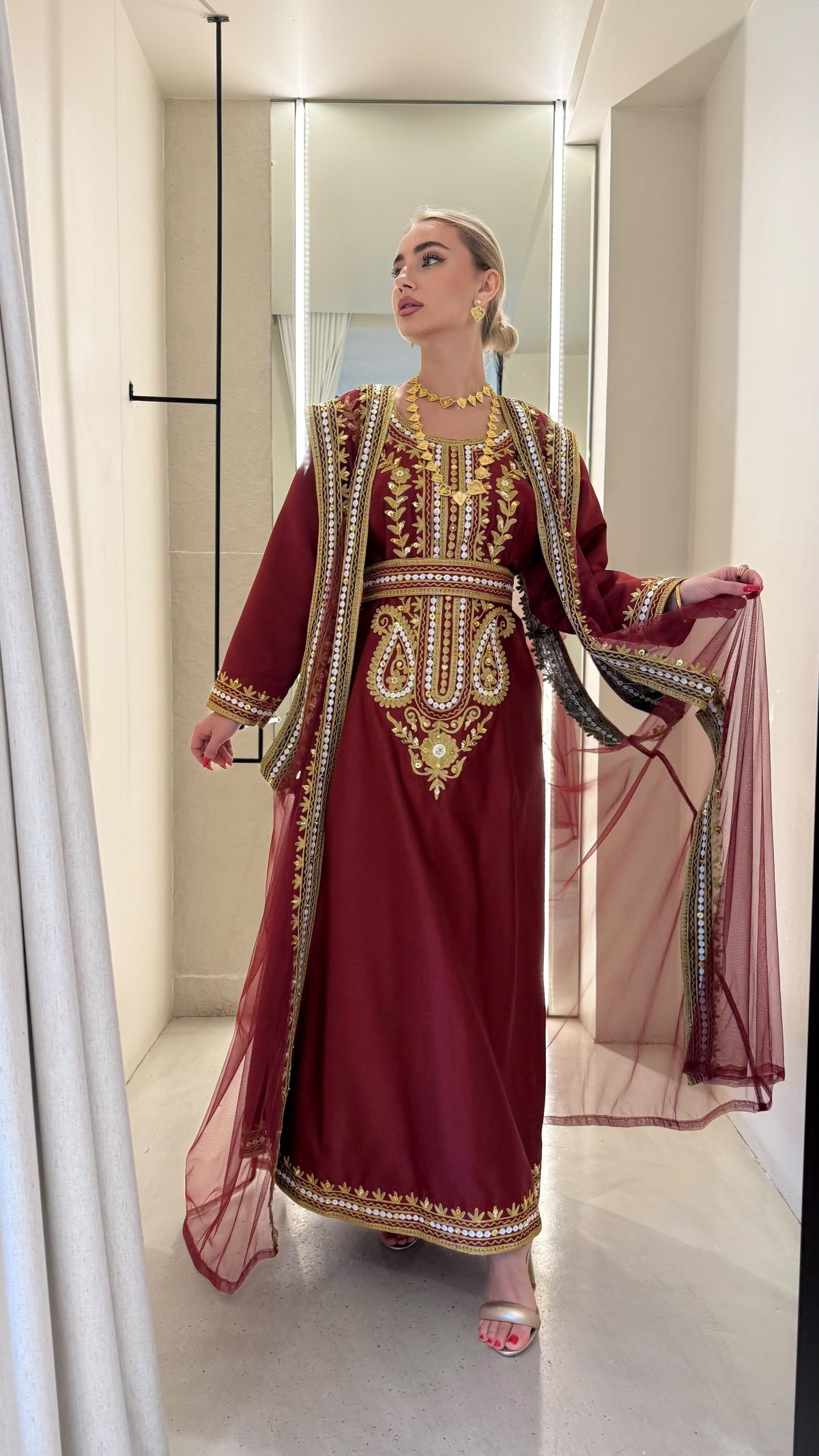 Nashel Jelwa Bisht/ Dress set- Maroon 2