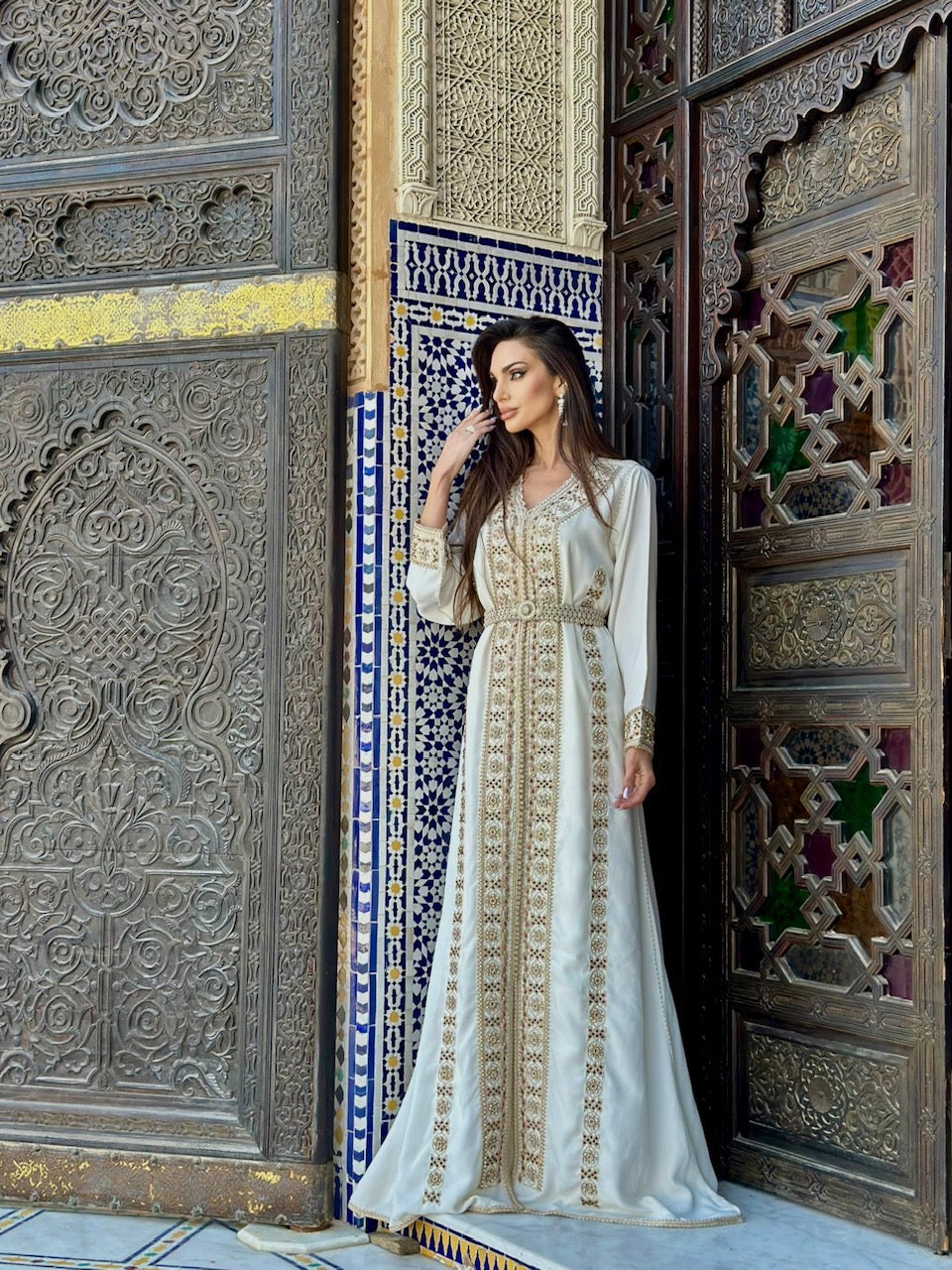 Morrocan Kaftan- white x Gold