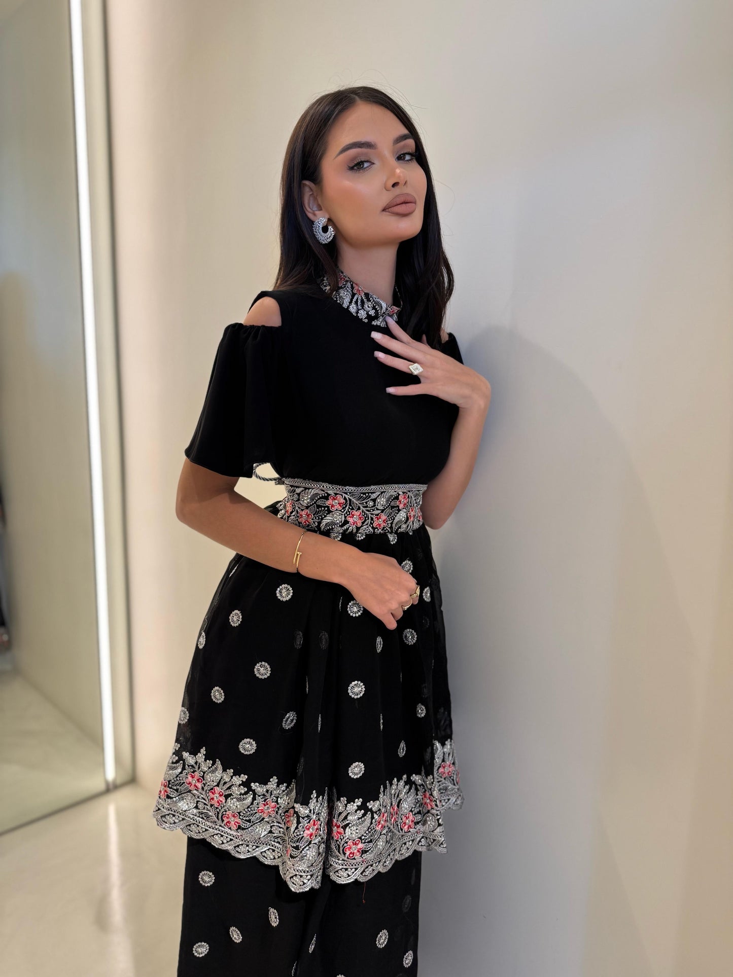 Off shoulders/ Double Layers Jelwa Dress- Black