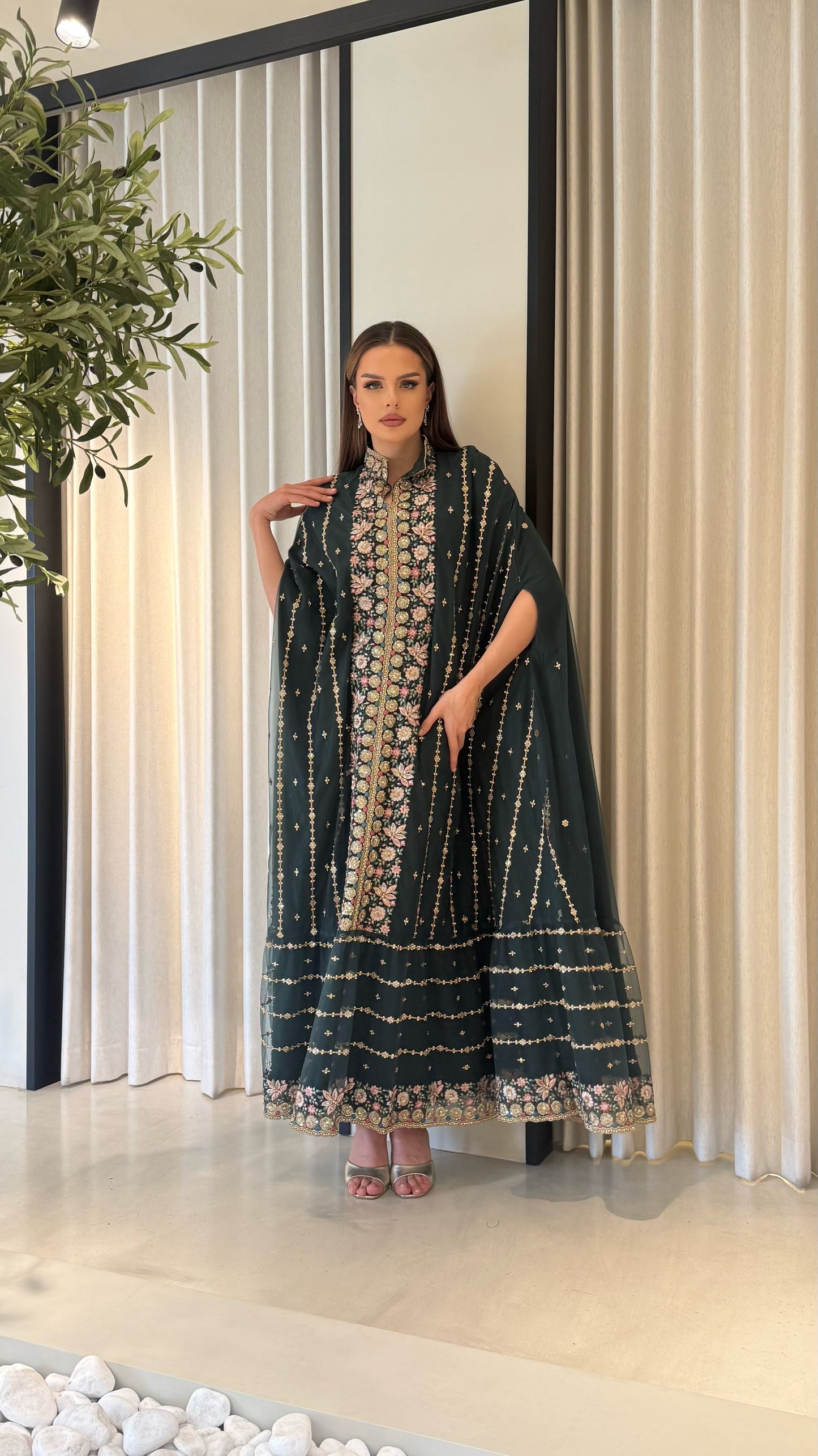 Cape Ruffles Jelwa kaftan -Darkest Green