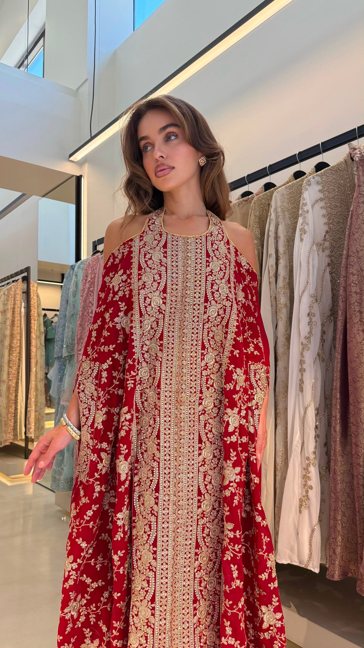 Cutout Cape Jelwa Kaftan -Red