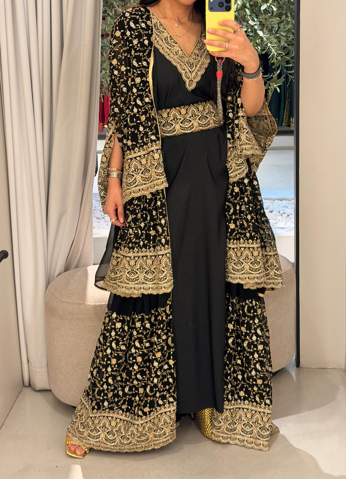 Triple Layered Jelwa Bisht /kaftan - Black x Gold